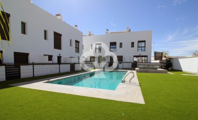 Adosados - Obra nueva - Pilar de la Horadada -
                03191