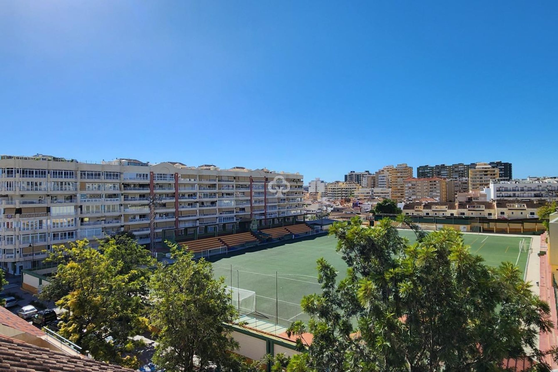 Alquiler a largo plazo - Ático -
Fuengirola - Los Boliches