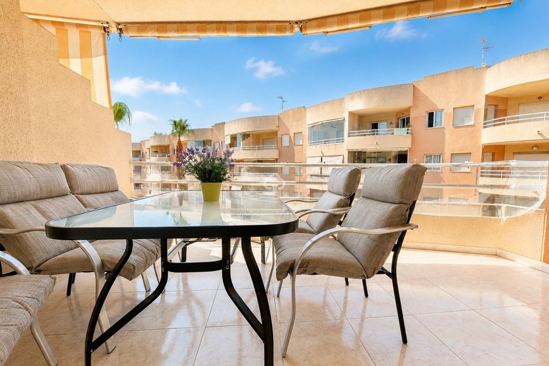 Återförsäljning - Apartment -
Dehesa de campoamor - Campoamor