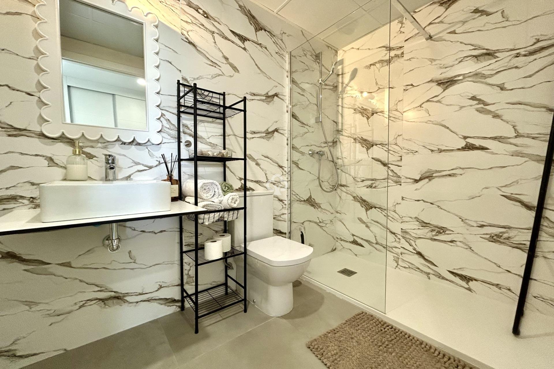 Återförsäljning - Apartment -
Dehesa de campoamor - Campoamor