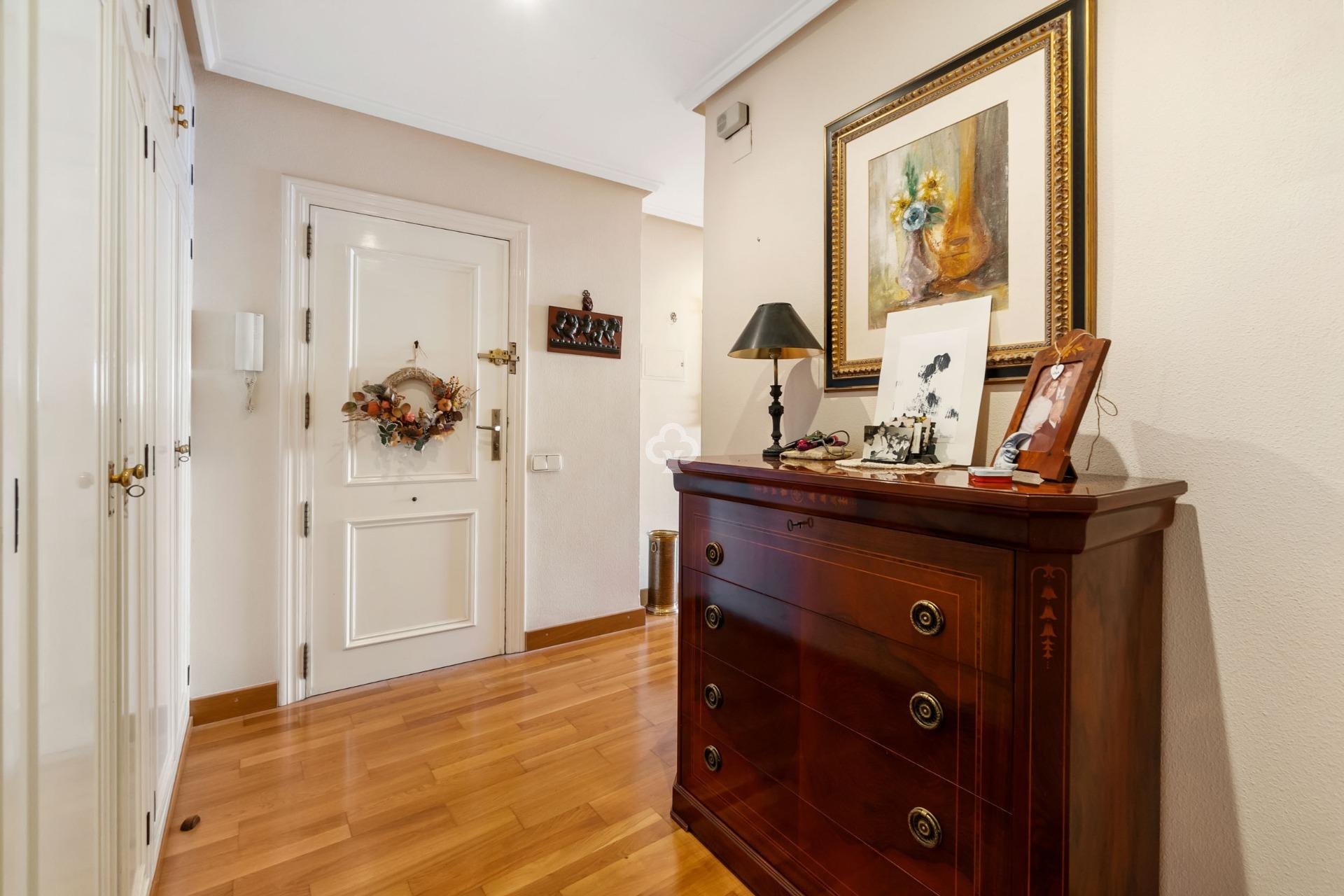 Återförsäljning - Apartment -
Torrevieja - Centro - Muelle Pesquero