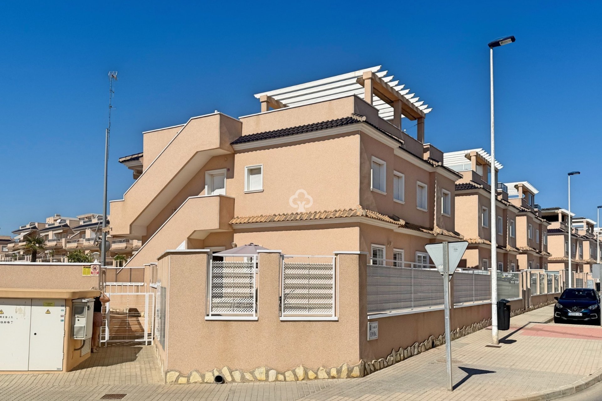 Återförsäljning - Bungalow -
Orihuela Costa - Punta Prima