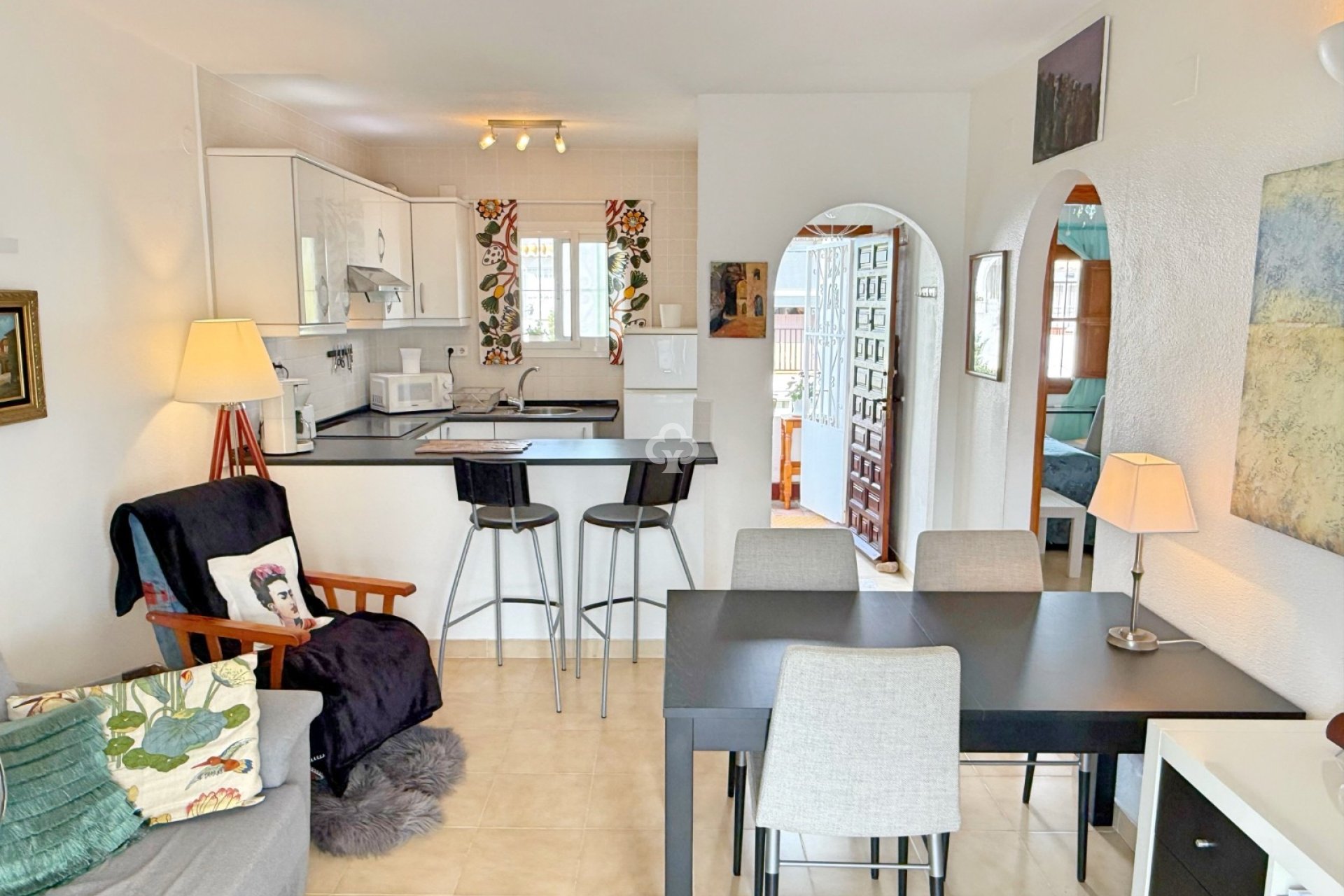 Återförsäljning - Bungalow -
Torrevieja - Los balcones