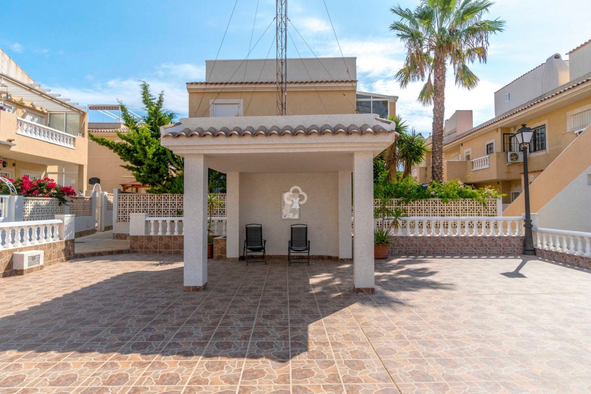 Återförsäljning - Bungalow -
Torrevieja - Nueva Torrevieja - Aguas Nuevas