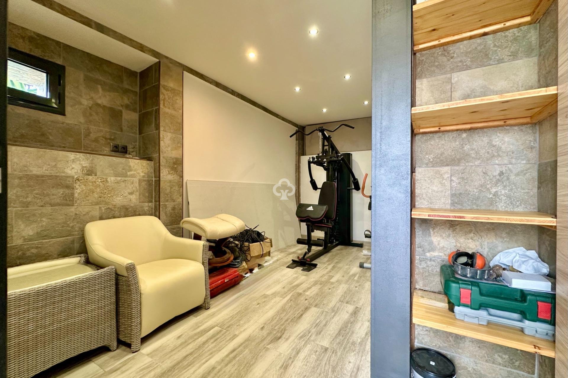 Återförsäljning - Casa -
Fuengirola - Los Pacos