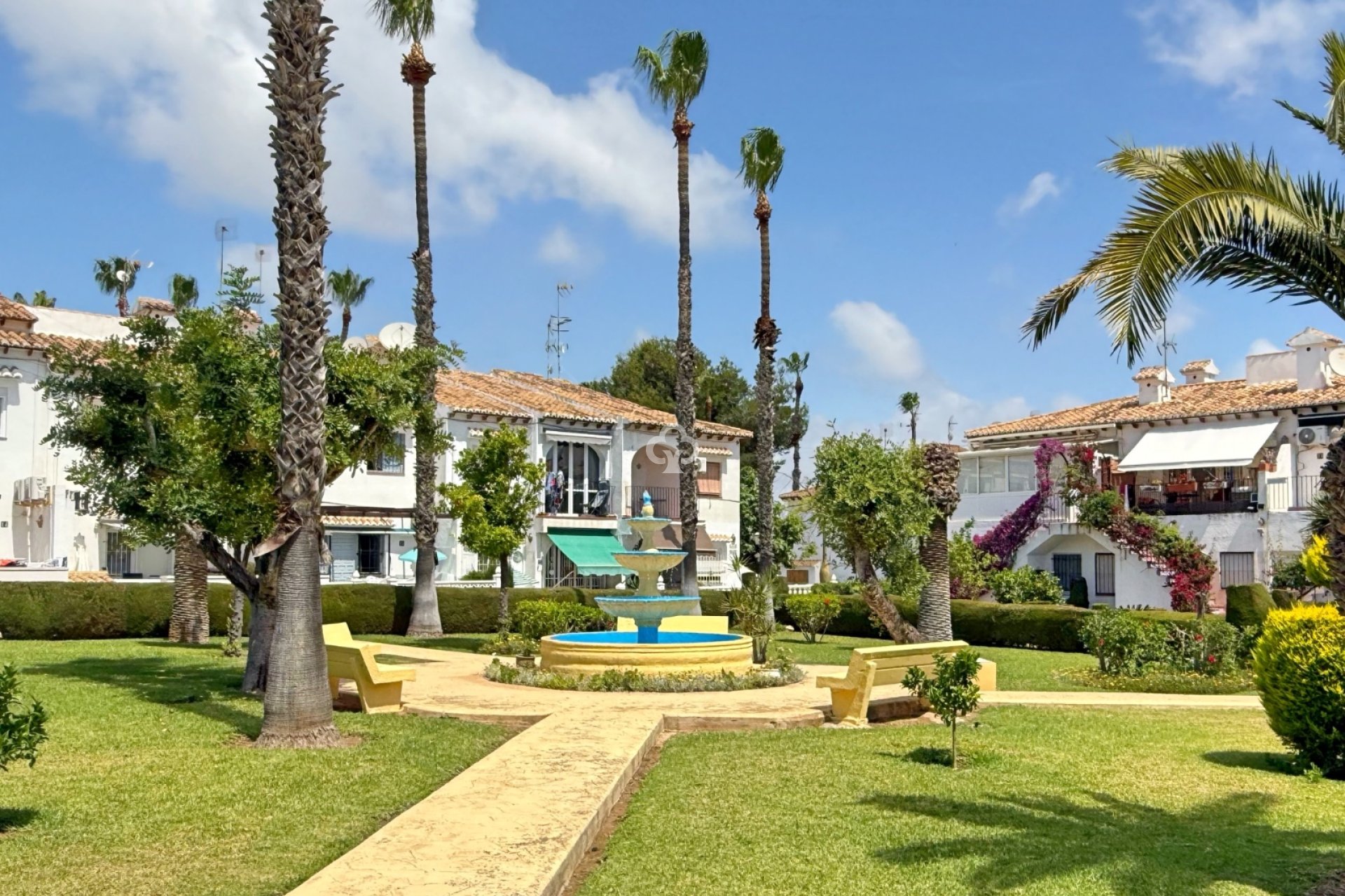 Återförsäljning - Casa Tipo Dúplex -
Torrevieja - Los balcones