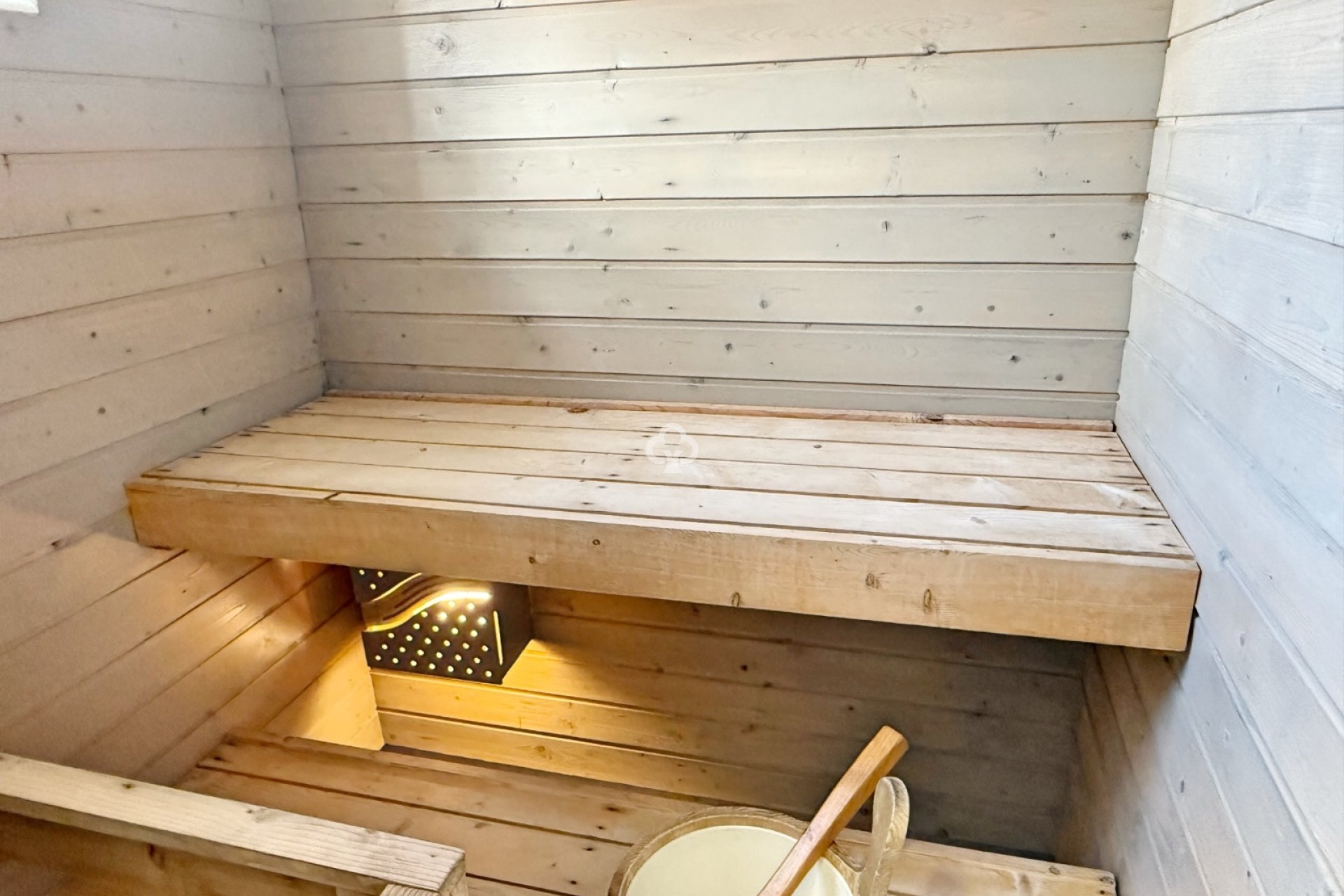 Återförsäljning - Chalet -
Guardamar del Segura - Urbanizaciones