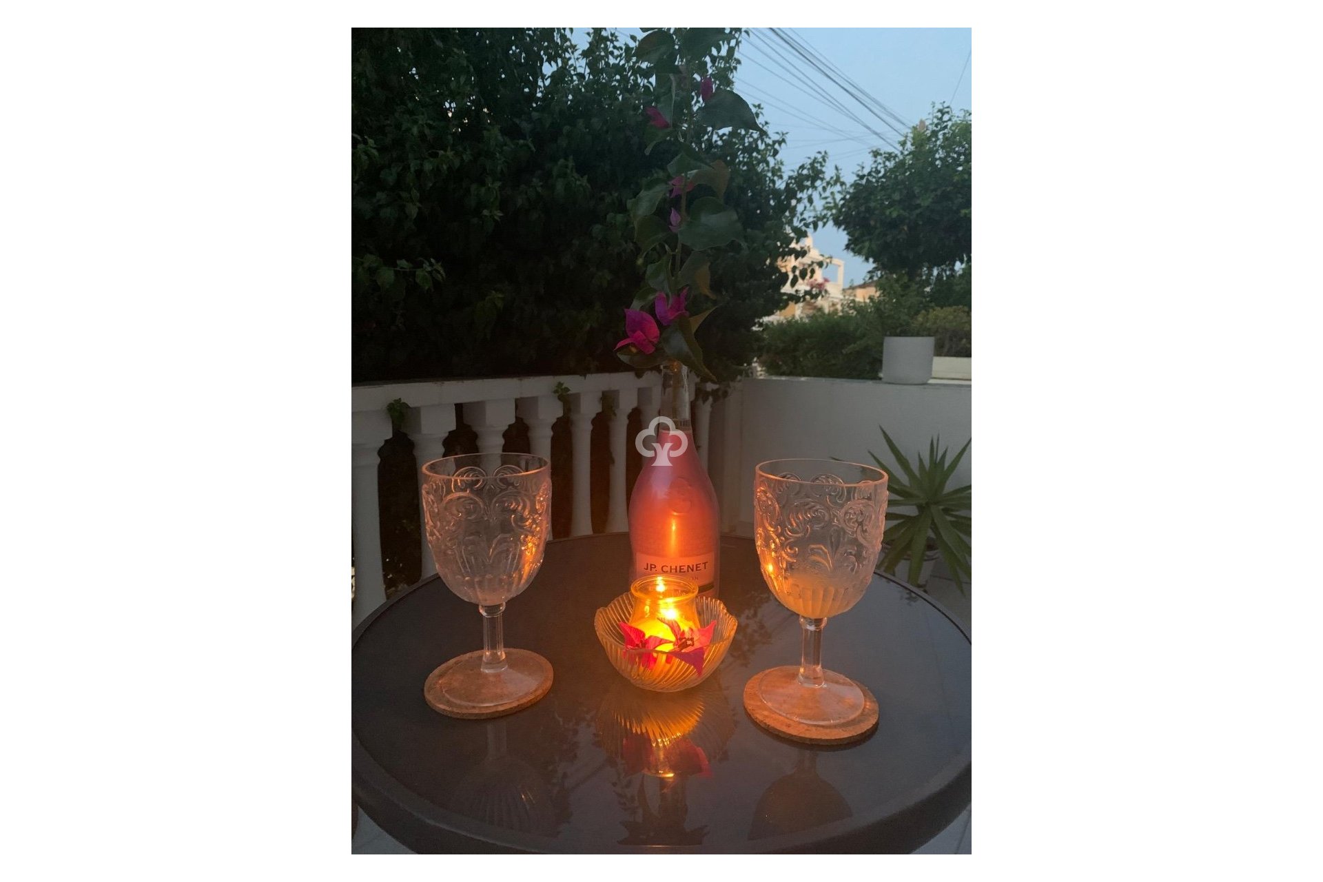 Återförsäljning - Chalet -
Guardamar del Segura - Urbanizaciones