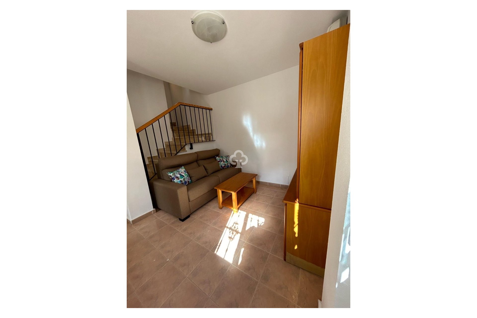 Återförsäljning - Duplex -
Torrevieja - 03184