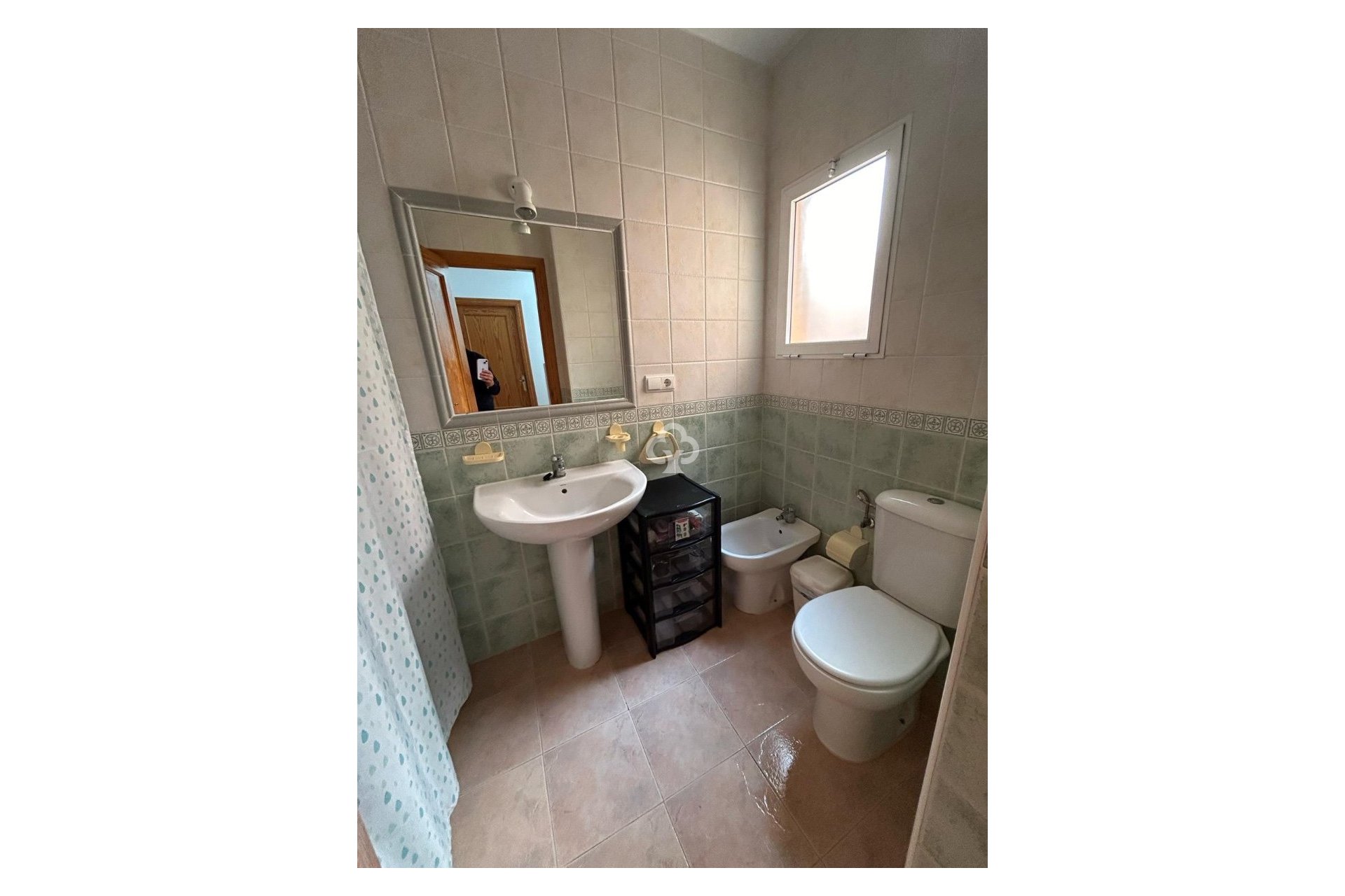 Återförsäljning - Duplex -
Torrevieja - 03184