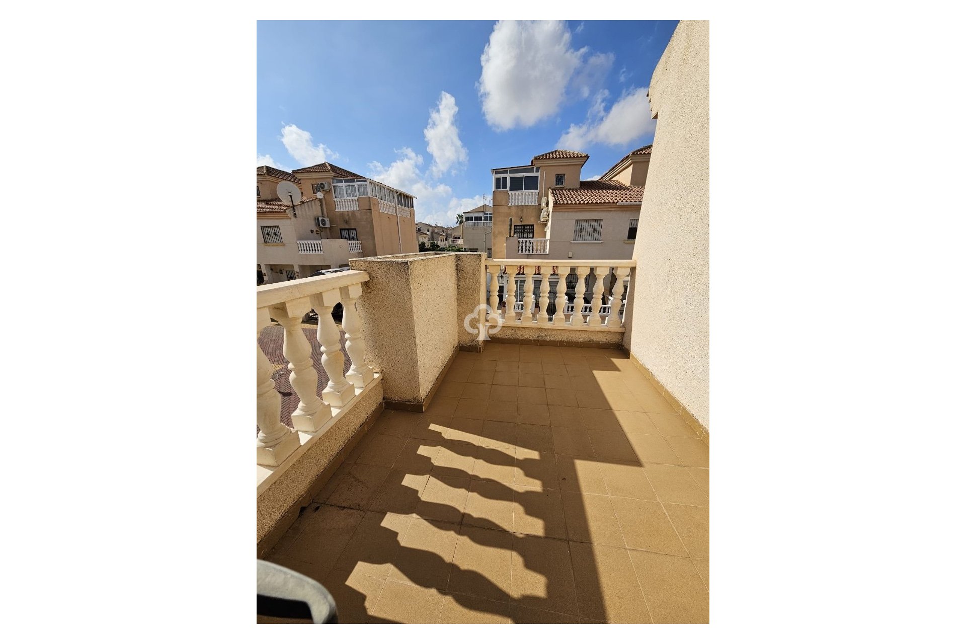 Återförsäljning - Duplex -
Torrevieja - 03184