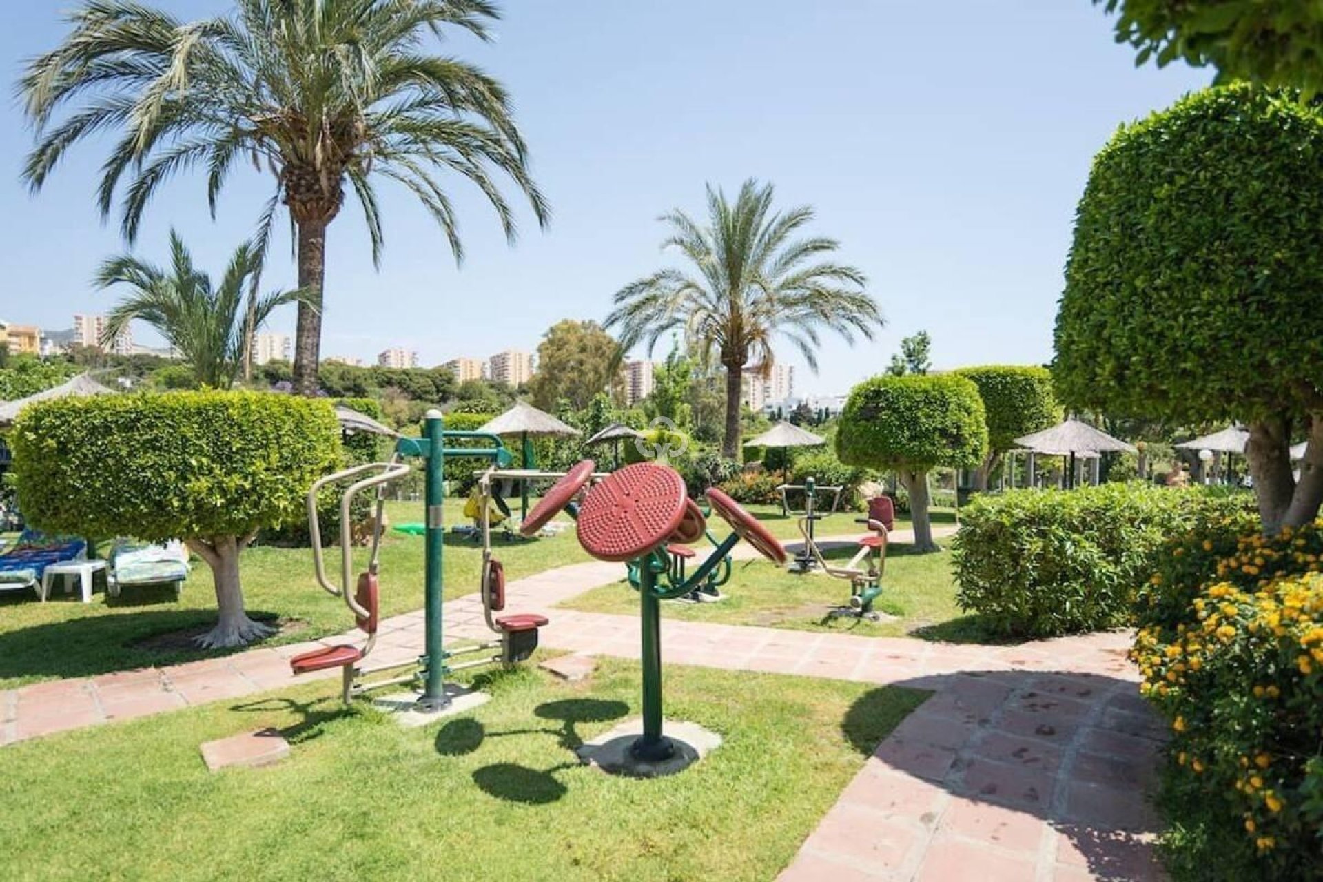 Återförsäljning - Etta -
Benalmádena - Parque de la Paloma