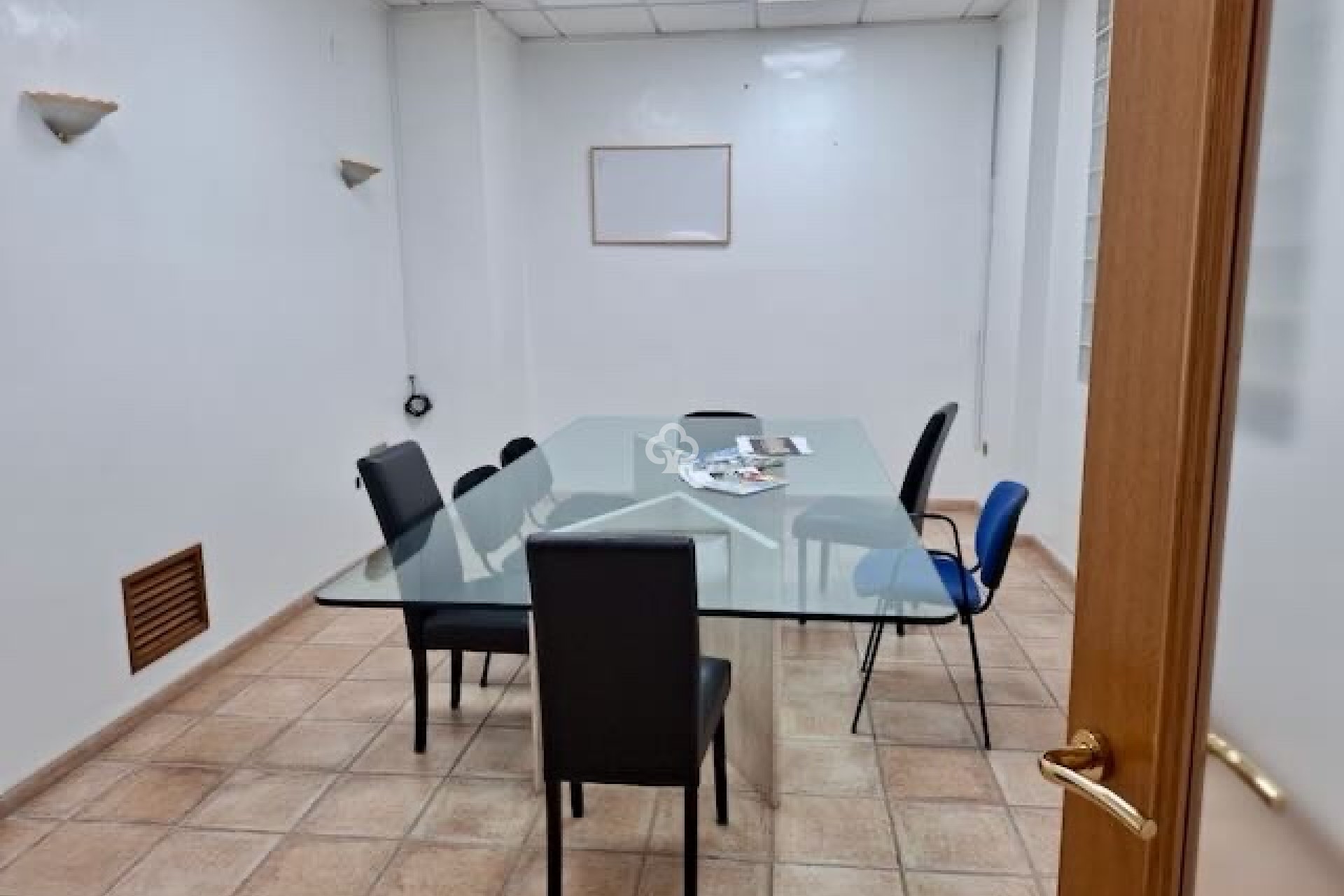 Återförsäljning - Kommersiell -
Torrevieja - 03182, Avenida de las Habaneras