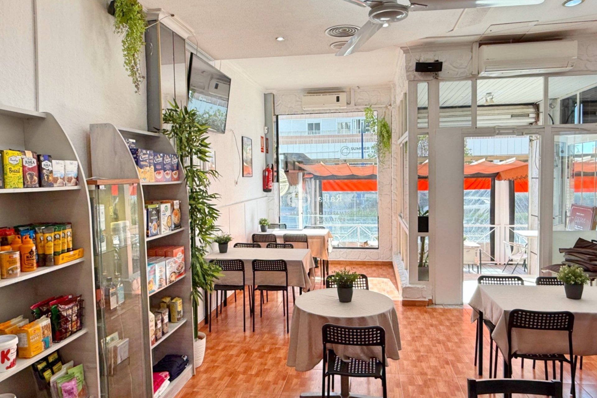 Återförsäljning - Kommersiell -
Torrevieja - El Acequión - Los Náufragos