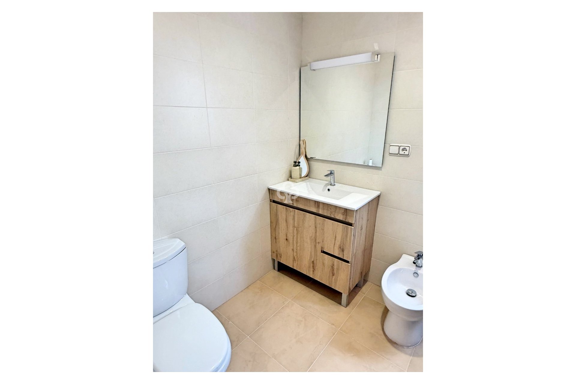 Återförsäljning - Lägenhet / lägenhet -
Orihuela Costa - Cabo roig - La Zenia