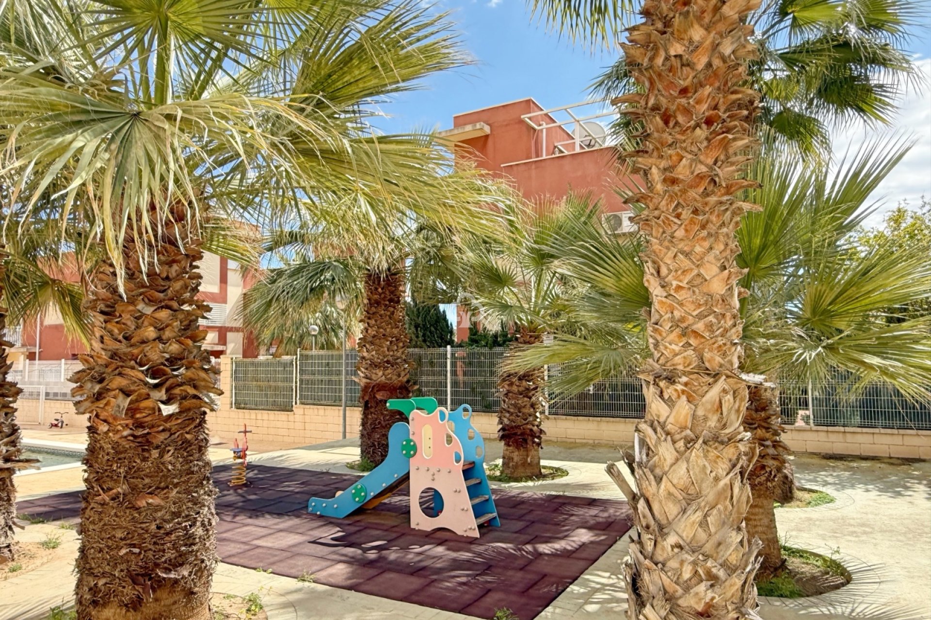 Återförsäljning - Lägenhet / lägenhet -
Orihuela Costa - Cabo roig - La Zenia