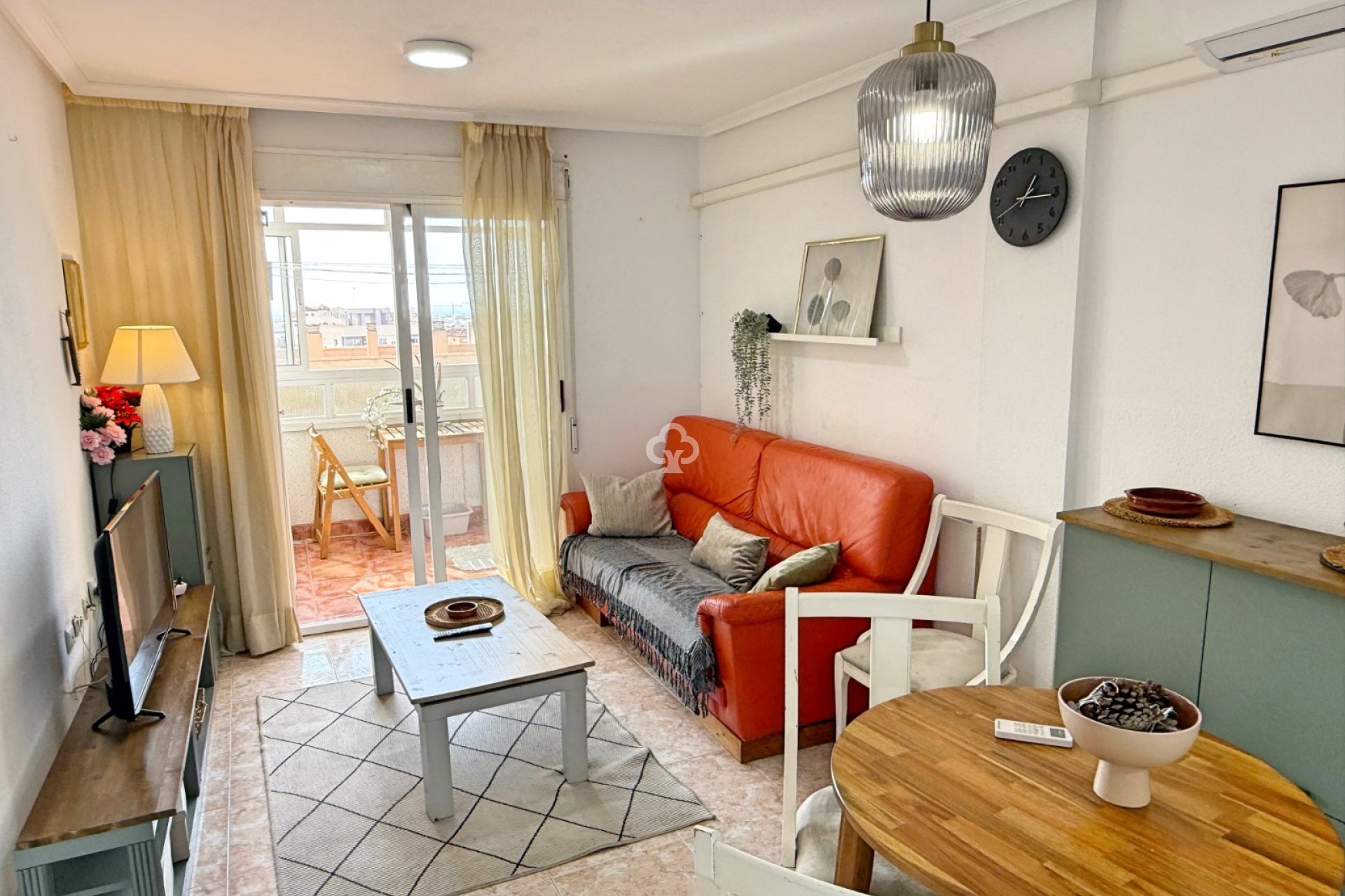 Återförsäljning - Lägenhet / lägenhet -
Torrevieja - Centro