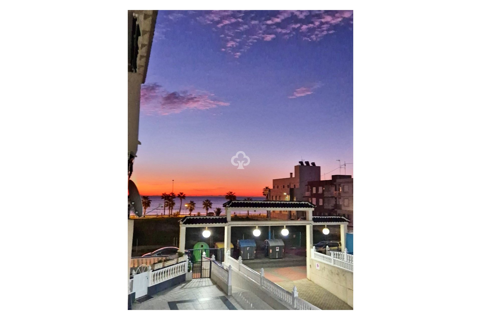 Återförsäljning - Lägenhet / lägenhet -
Torrevieja - El Acequión - Los Náufragos