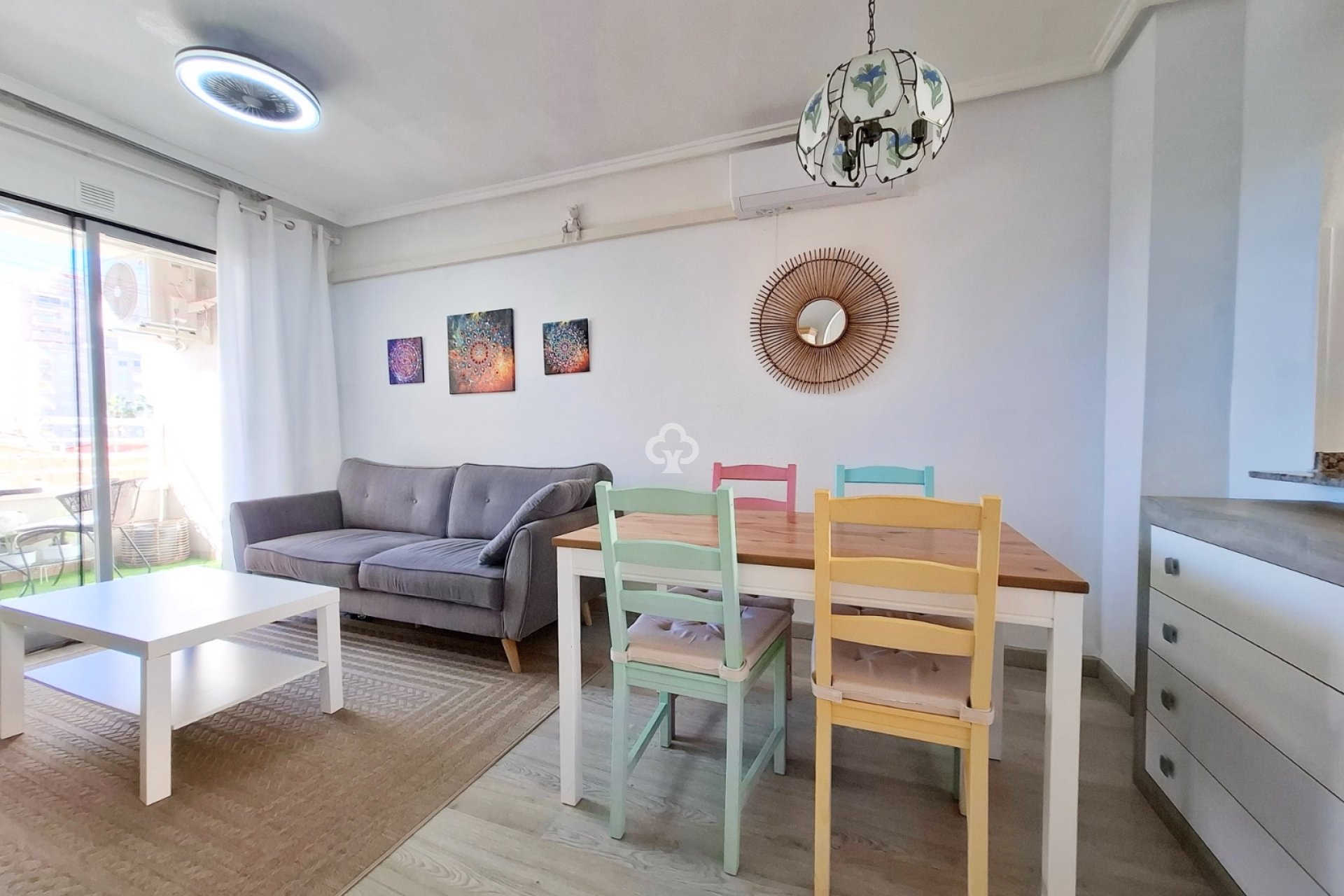 Återförsäljning - Lägenhet / lägenhet -
Torrevieja - Nueva Torrevieja - Aguas Nuevas