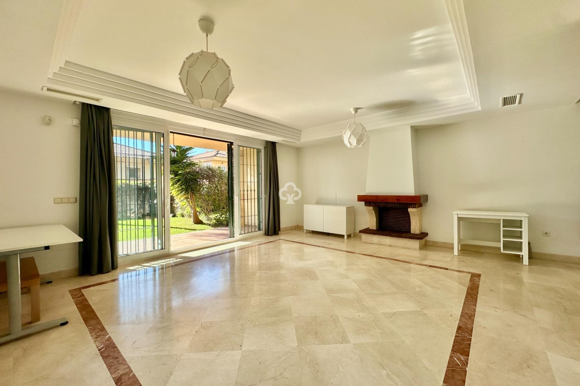 Återförsäljning - Parhus -
Mijas - Riviera del Sol