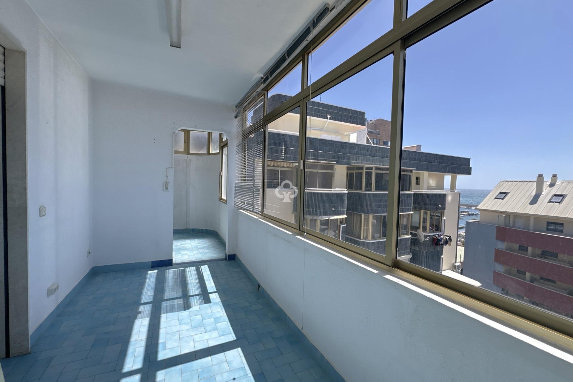Återförsäljning - Piso -
Fuengirola - Puerto Deportivo
