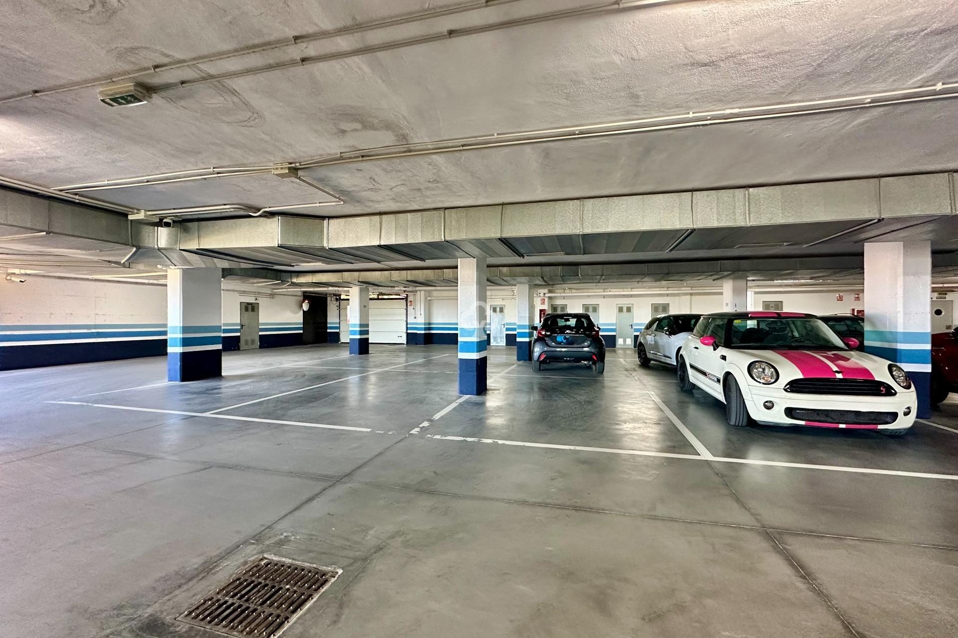 Återförsäljning - Planta baja -
Fuengirola - Los Pacos