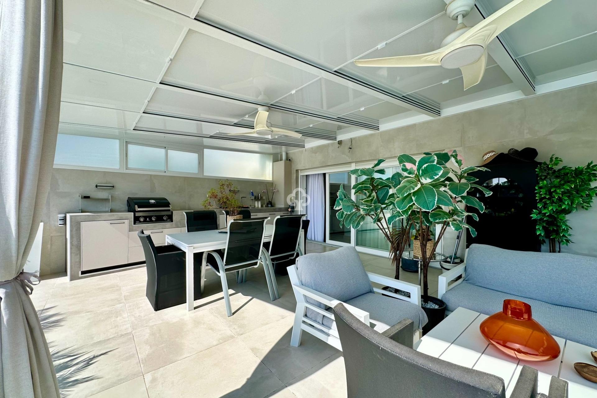 Återförsäljning - Planta baja -
Torremolinos - Playa el bajondillo