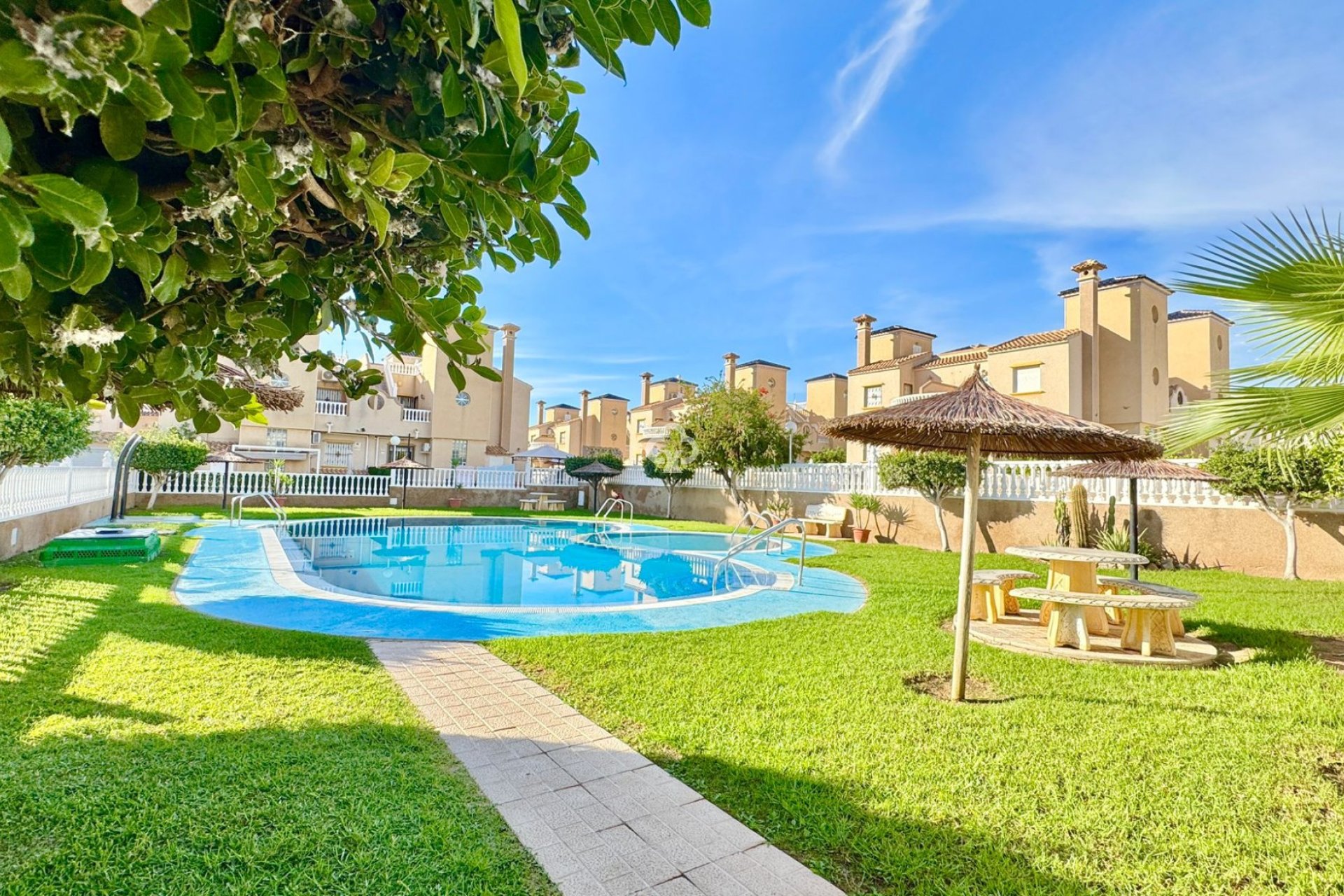 Återförsäljning - Radhus -
Orihuela Costa - Dehesa de campoamor