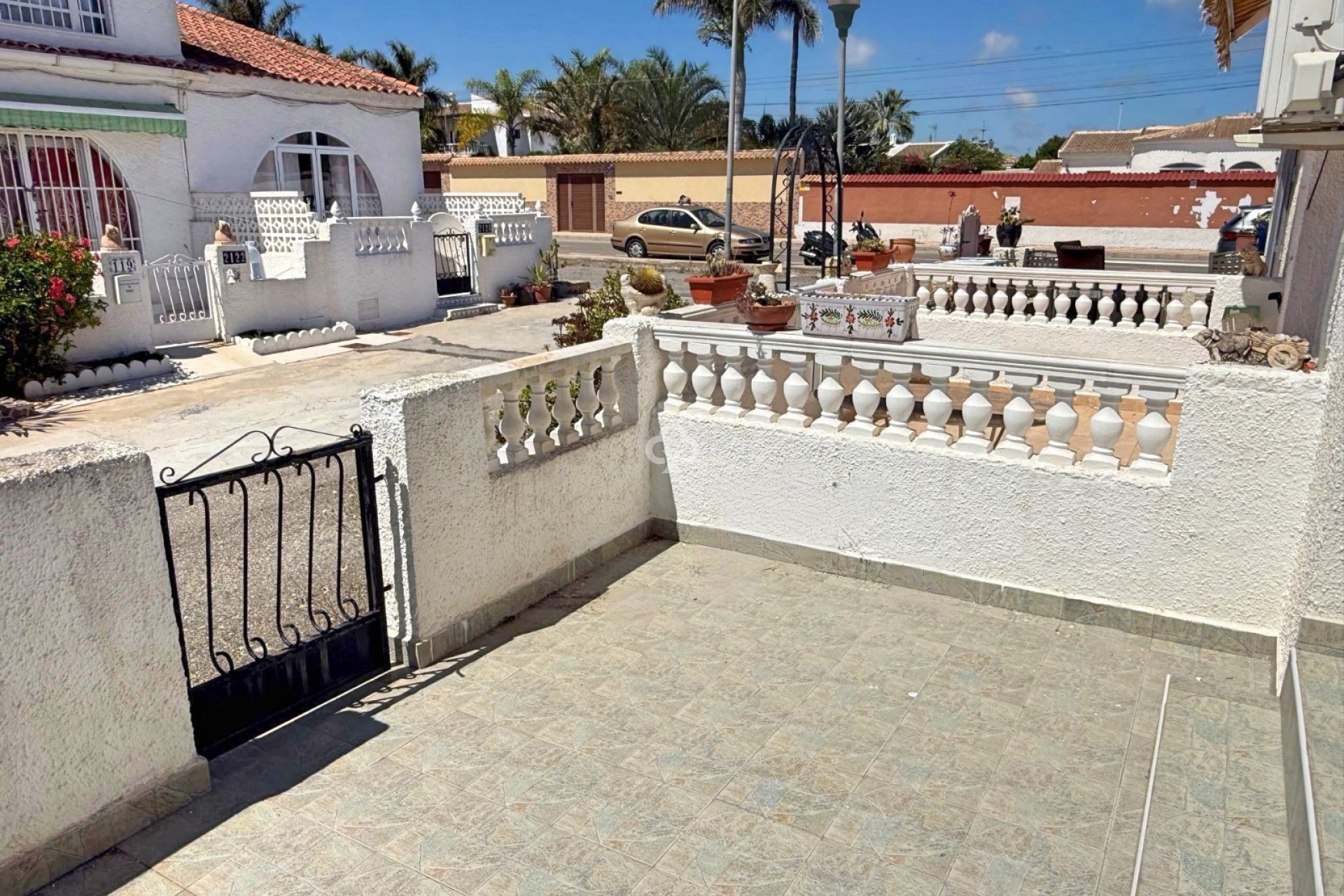 Återförsäljning - Radhus -
Torrevieja - La Siesta - El Salado -  Torreta