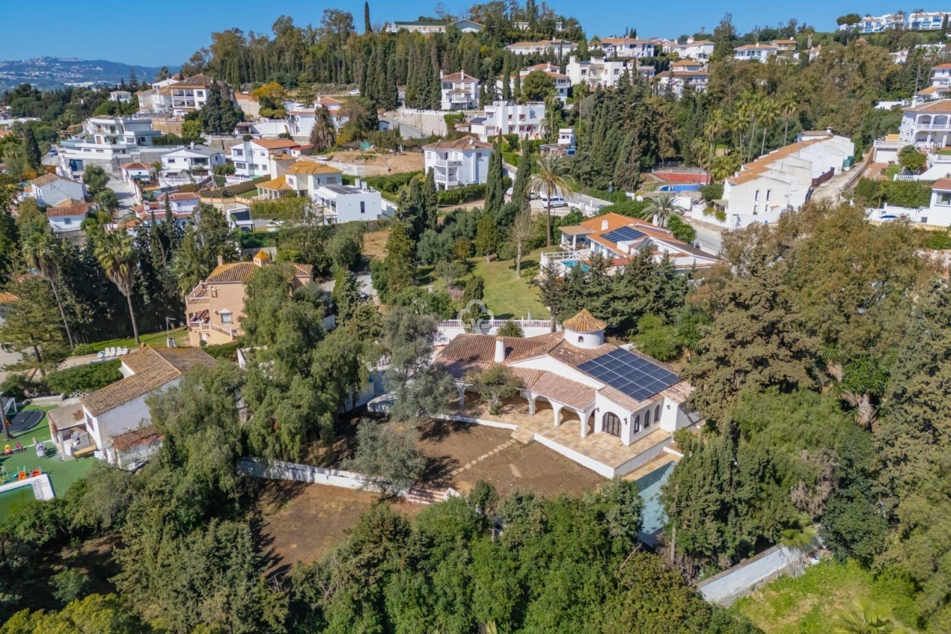 Återförsäljning - Villa -
Mijas - El Coto