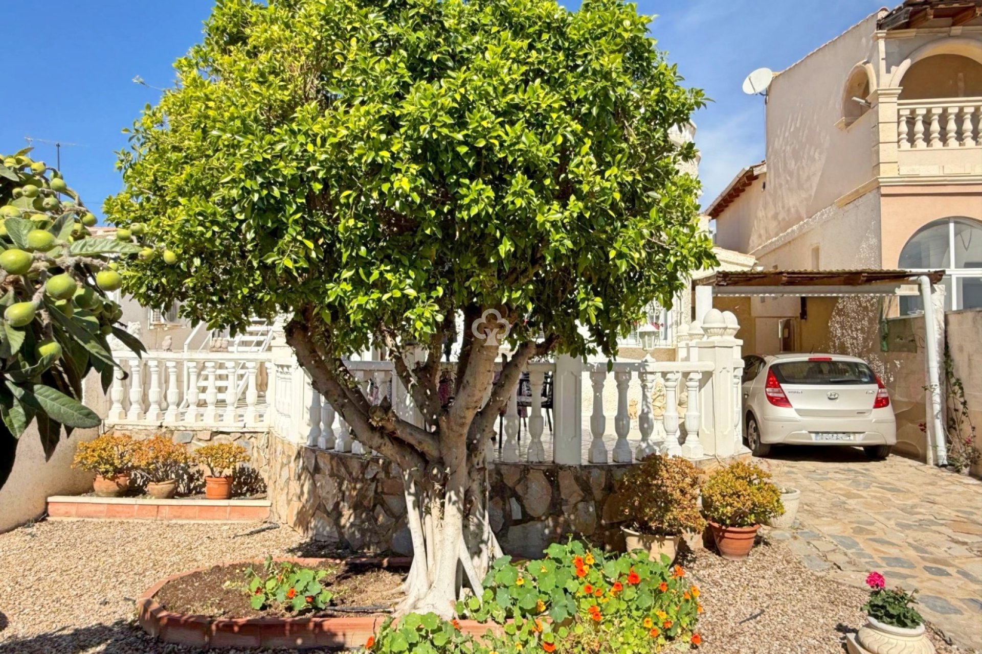 Återförsäljning - Villa -
Torrevieja - 03184