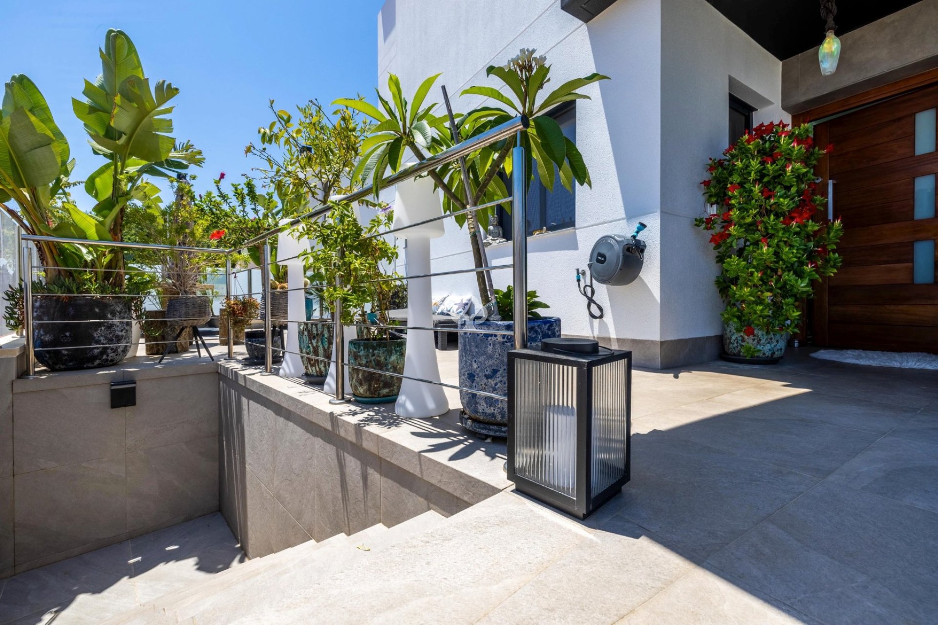 Återförsäljning - Villa -
Torrevieja - Los altos