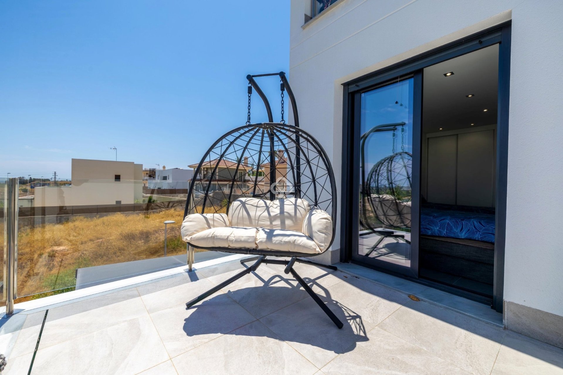 Återförsäljning - Villa -
Torrevieja - Los altos