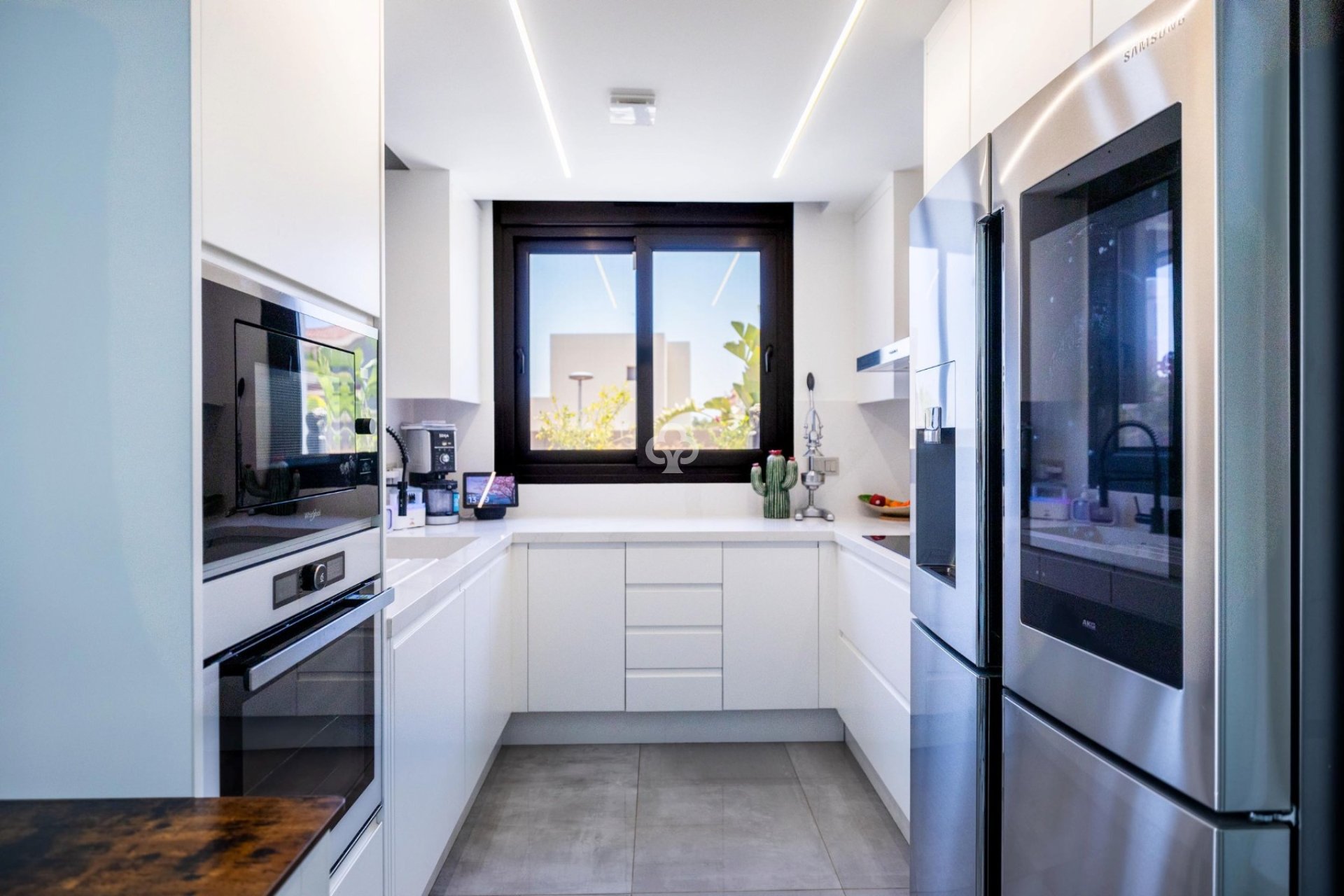 Återförsäljning - Villa -
Torrevieja - Los altos