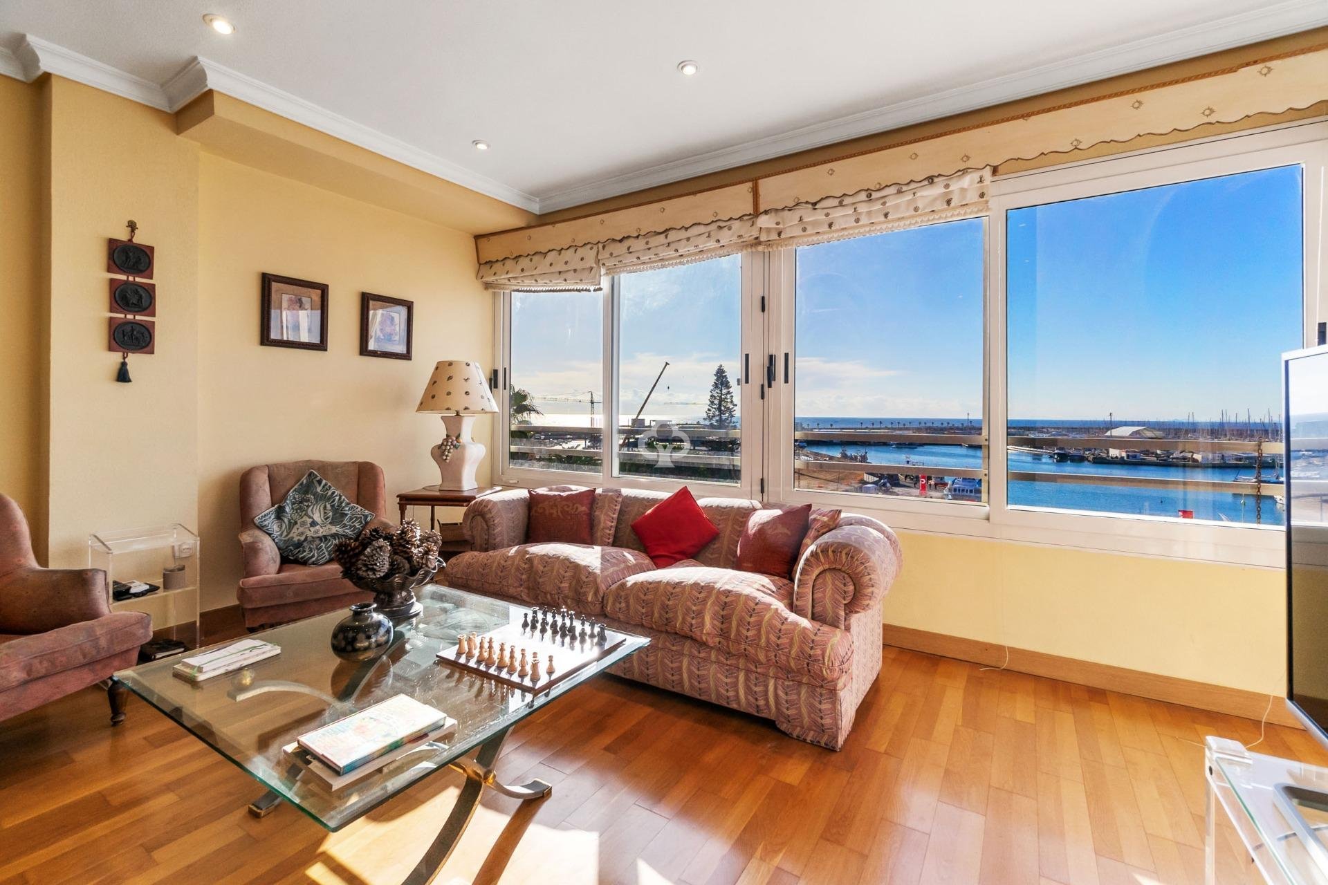Jälleenmyynti - Apartment -
Torrevieja - Centro - Muelle Pesquero