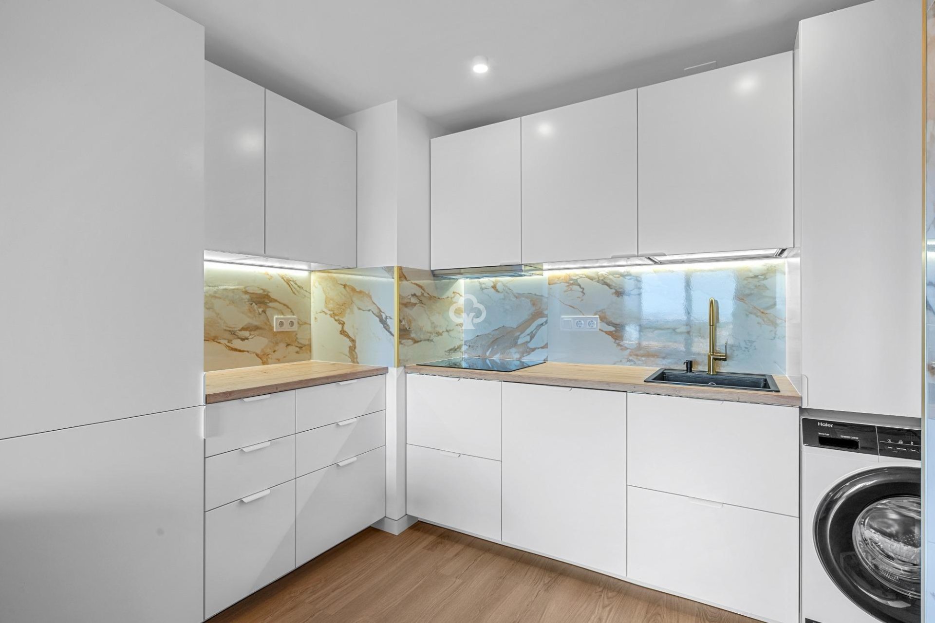 Jälleenmyynti - Apartment -
Torrevieja - Punta Prima