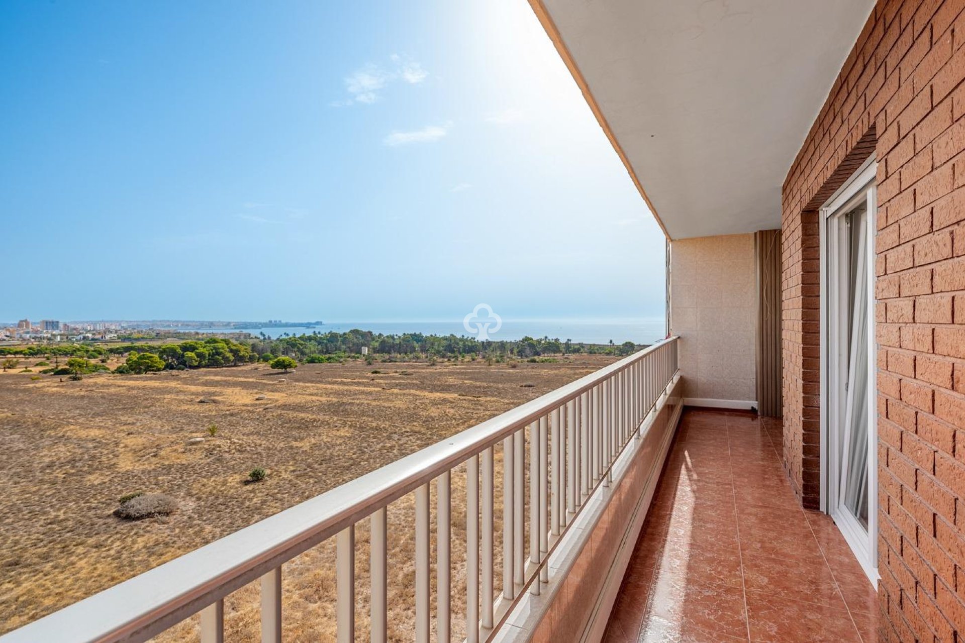 Jälleenmyynti - Apartment -
Torrevieja - Punta Prima