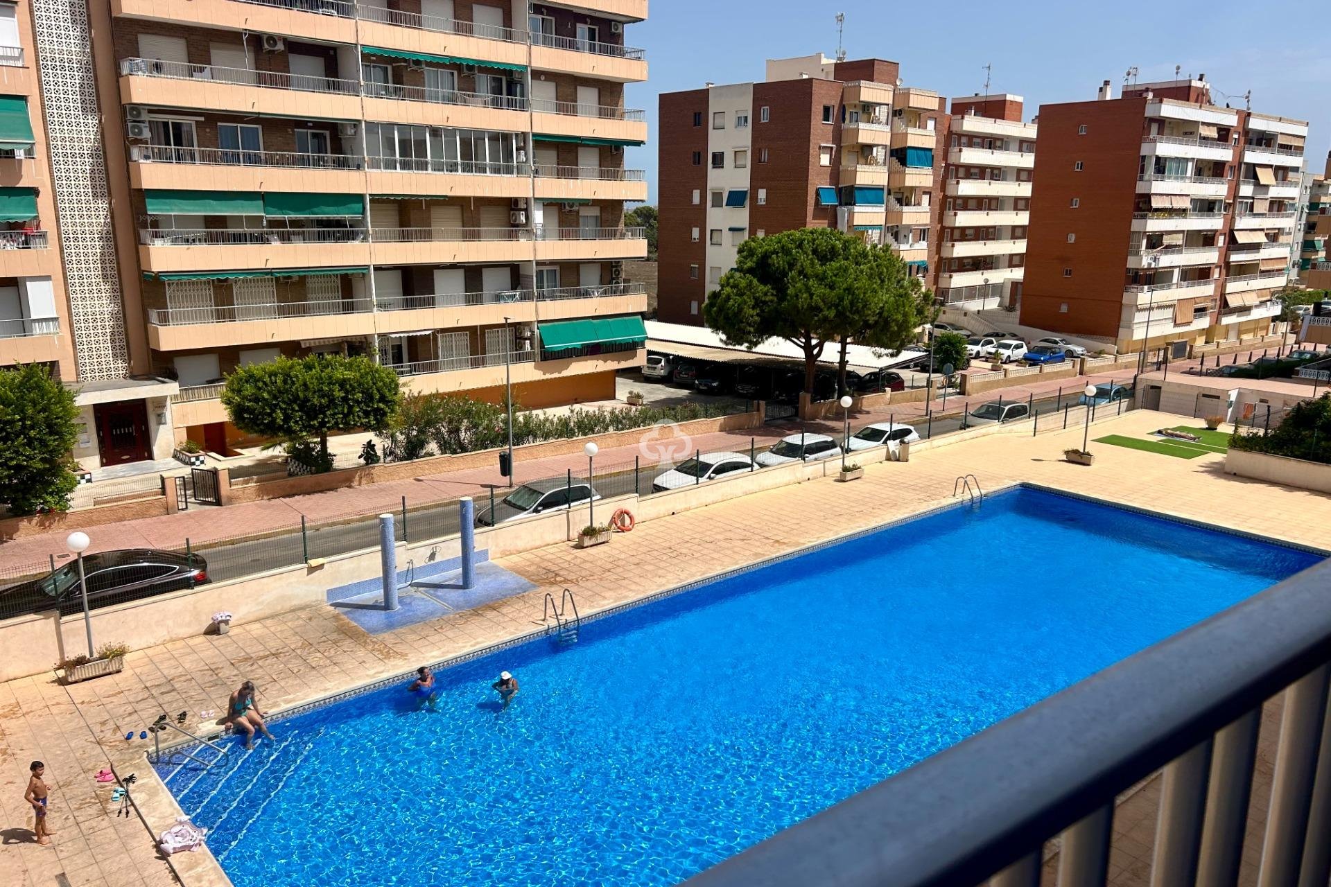 Jälleenmyynti - Apartment -
Torrevieja - Punta Prima