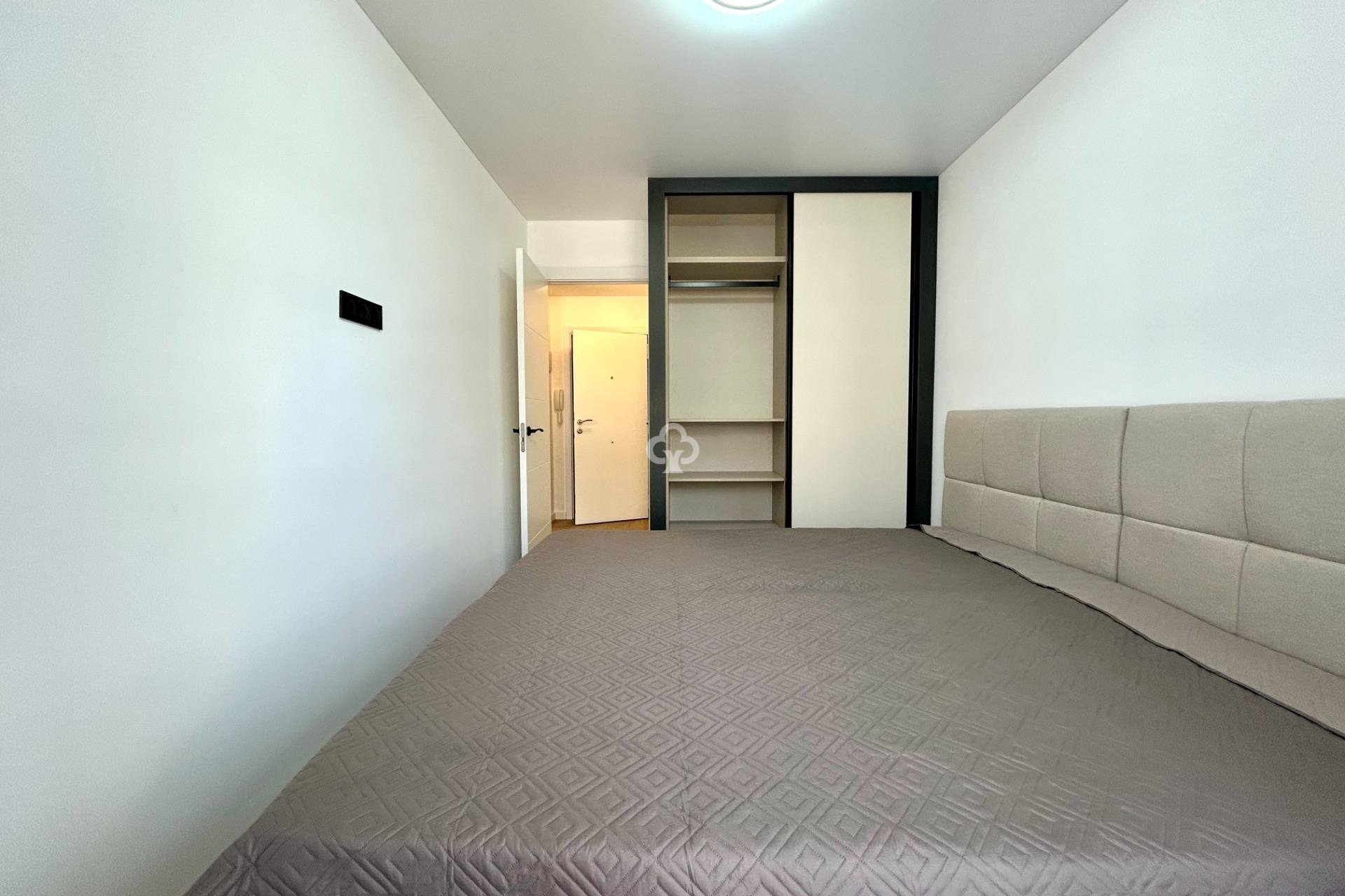 Jälleenmyynti - Apartment -
Torrevieja - Punta Prima