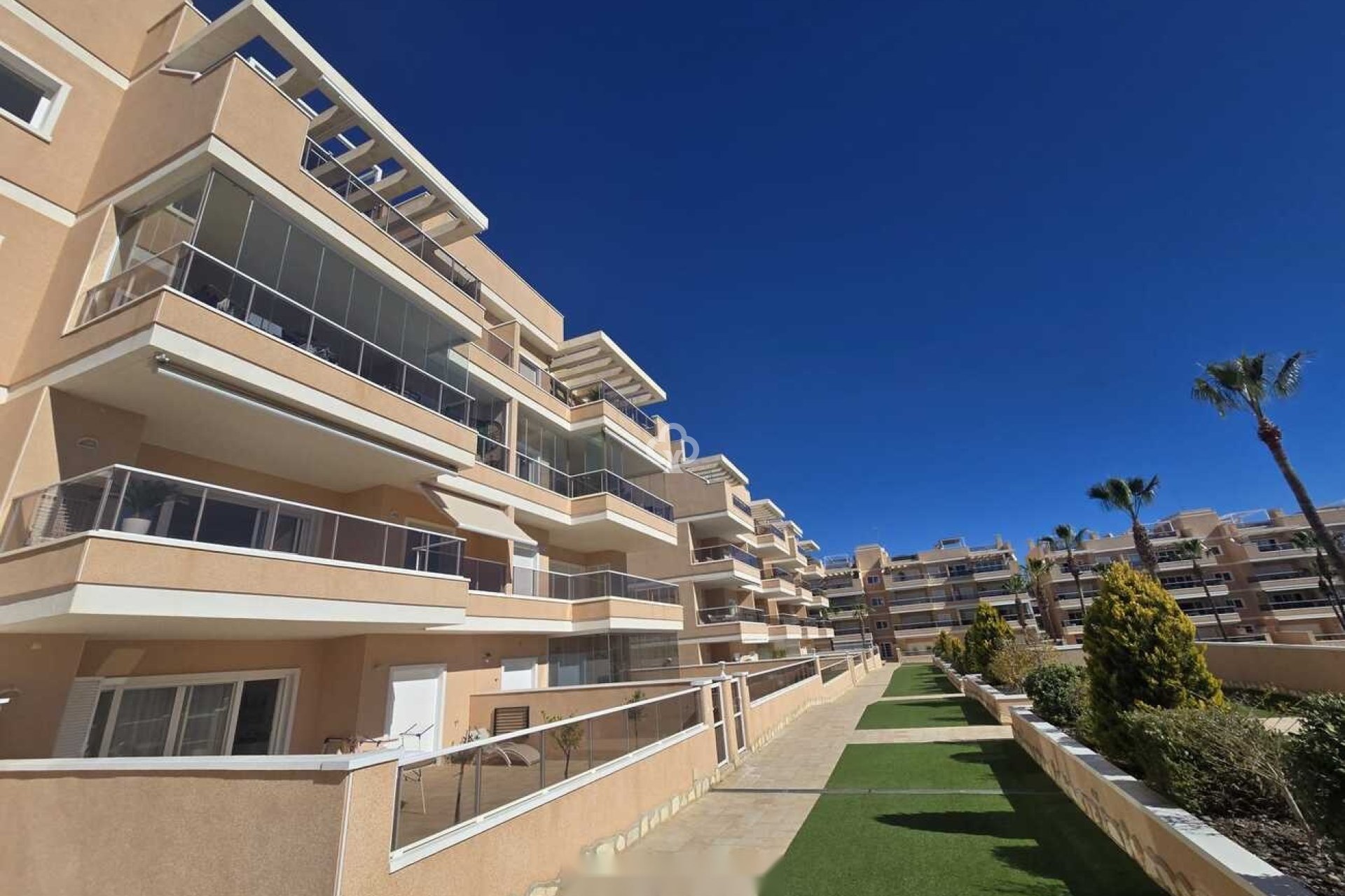 Jälleenmyynti - Asunto / huoneisto -
Orihuela Costa - Los Dolses