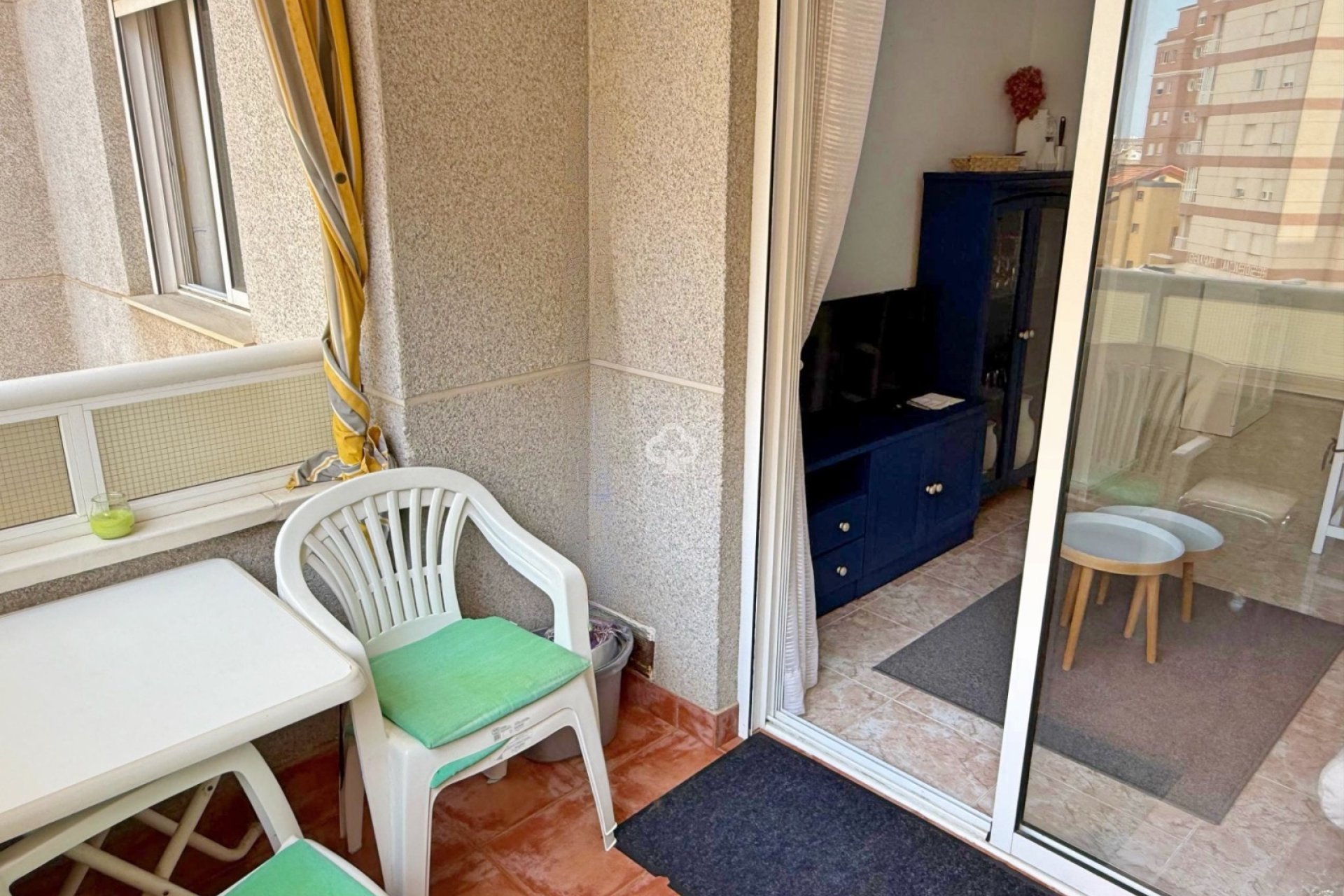 Jälleenmyynti - Asunto / huoneisto -
Torrevieja - Centro