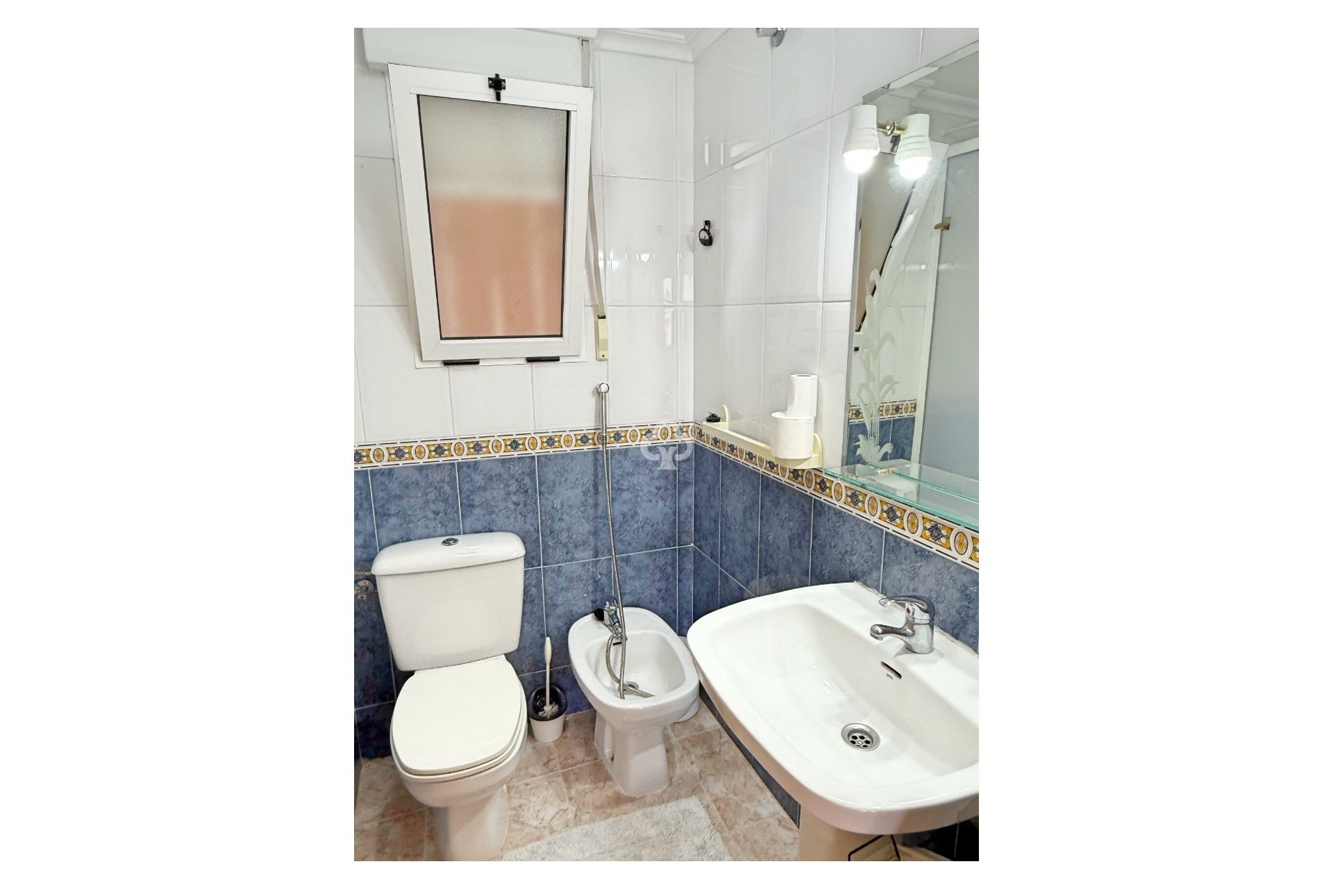 Jälleenmyynti - Asunto / huoneisto -
Torrevieja - Centro