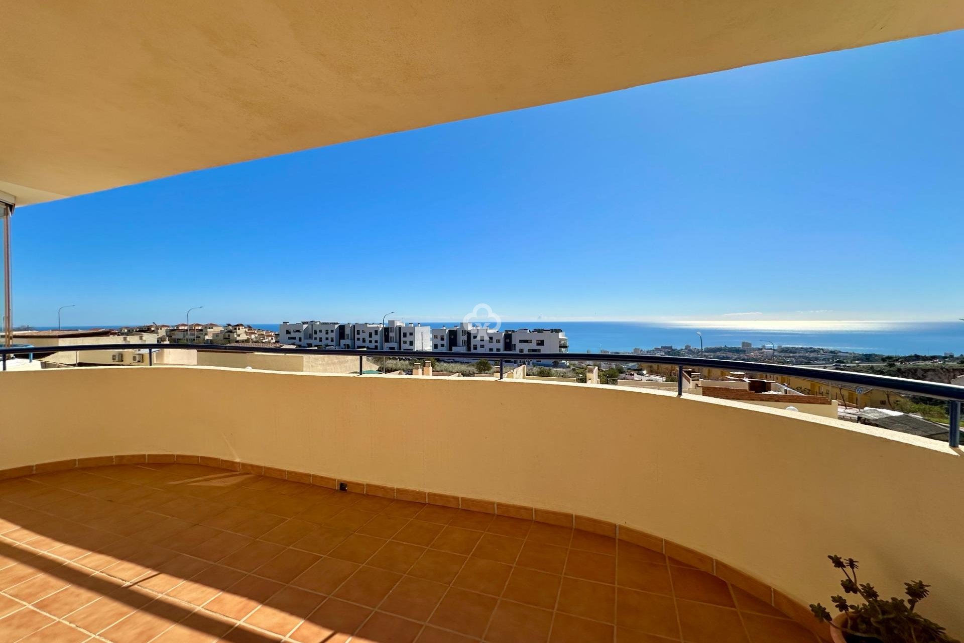 Jälleenmyynti - Ático Dúplex -
Benalmádena - Santangelo