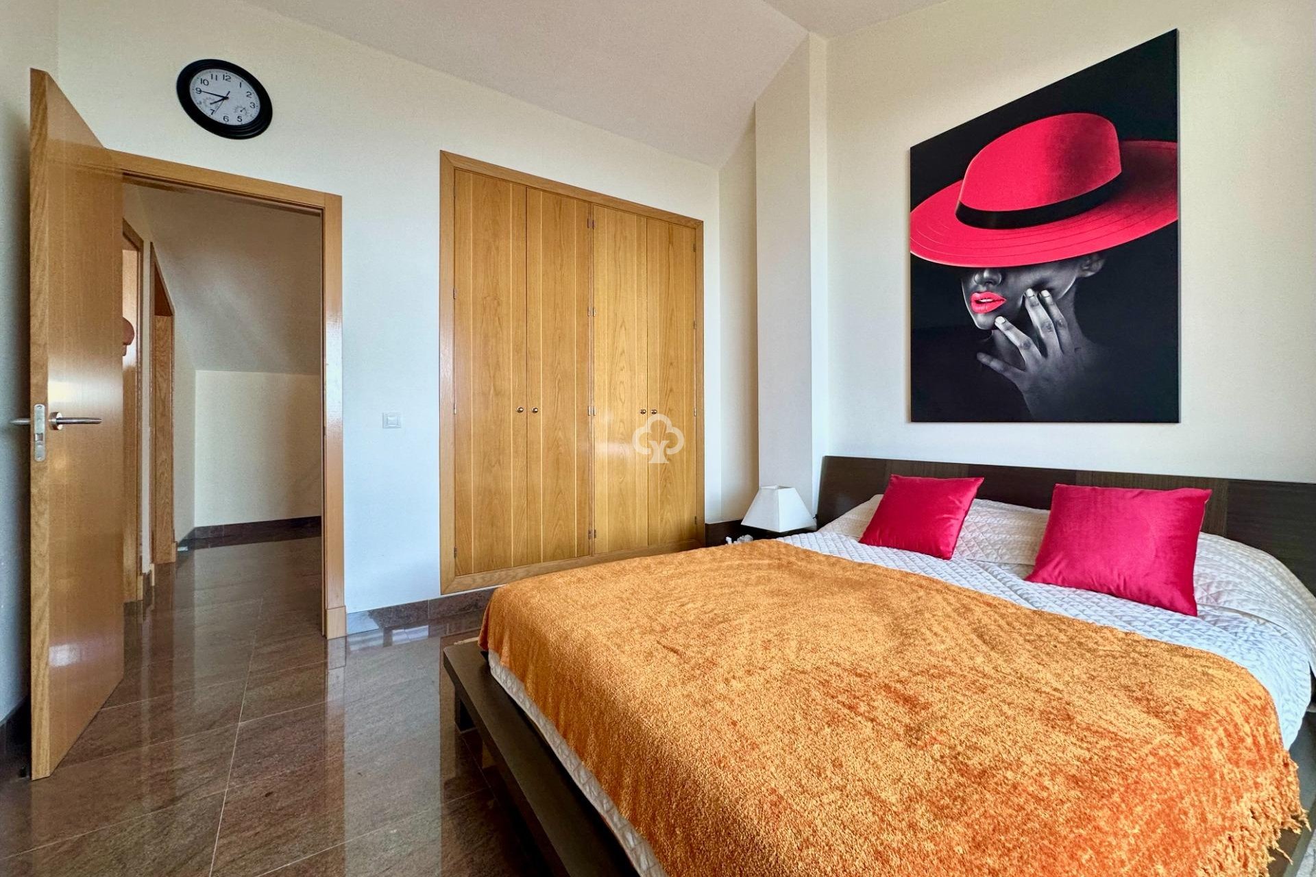 Jälleenmyynti - Ático Dúplex -
Fuengirola - Carvajal