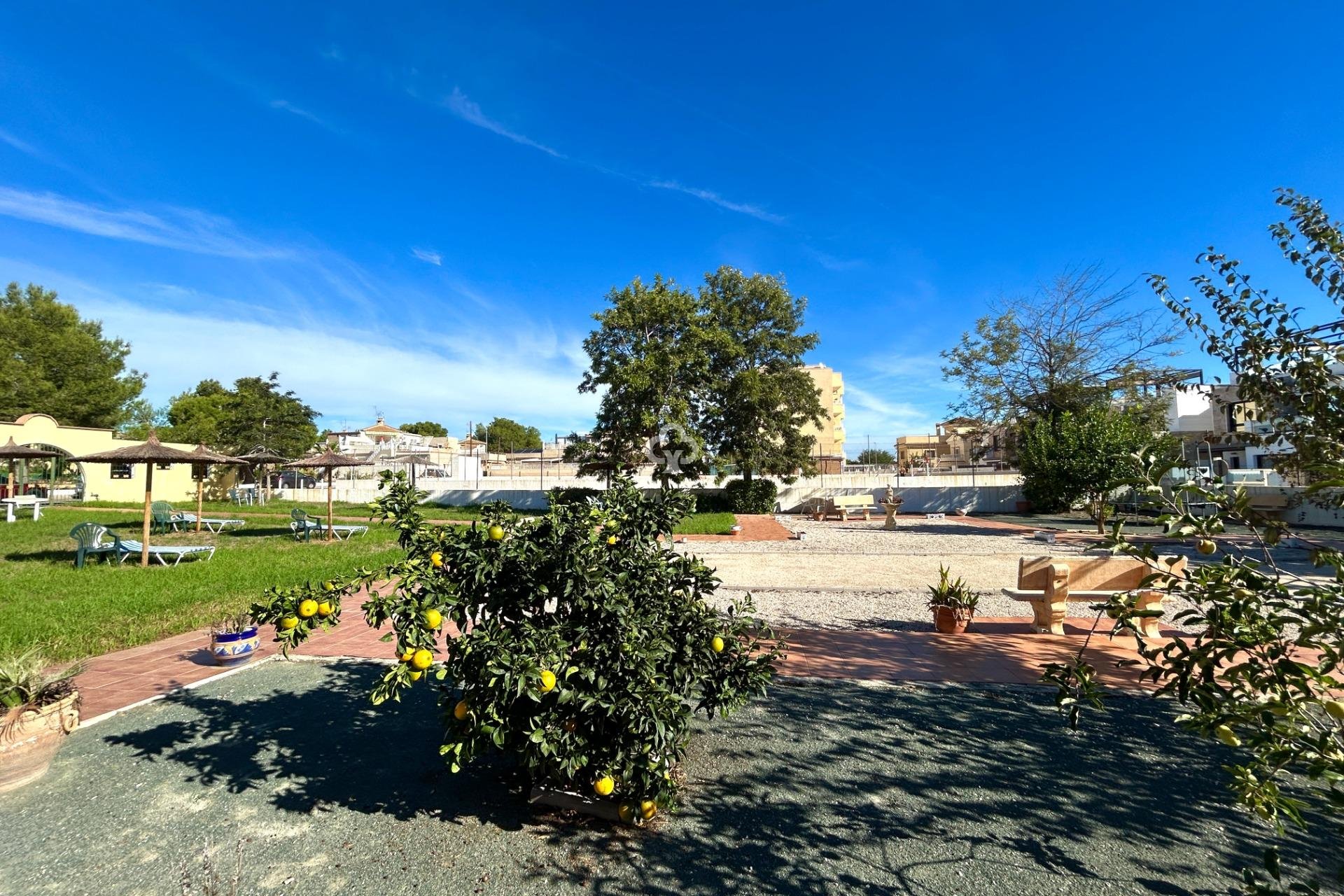 Jälleenmyynti - Bungalow -
Orihuela Costa - Lomas de Don Juan