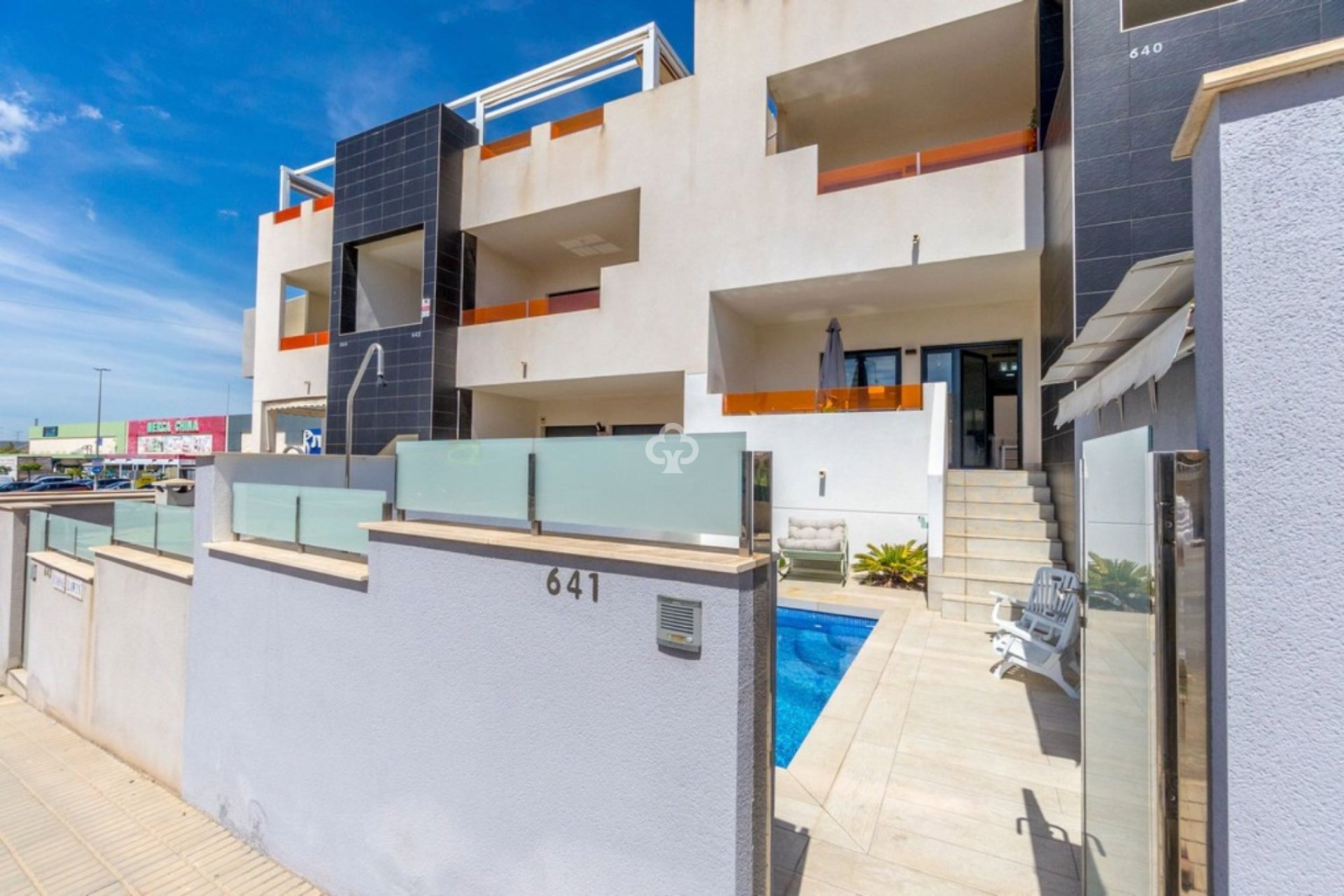 Jälleenmyynti - Bungalow -
Orihuela Costa - Los Altos