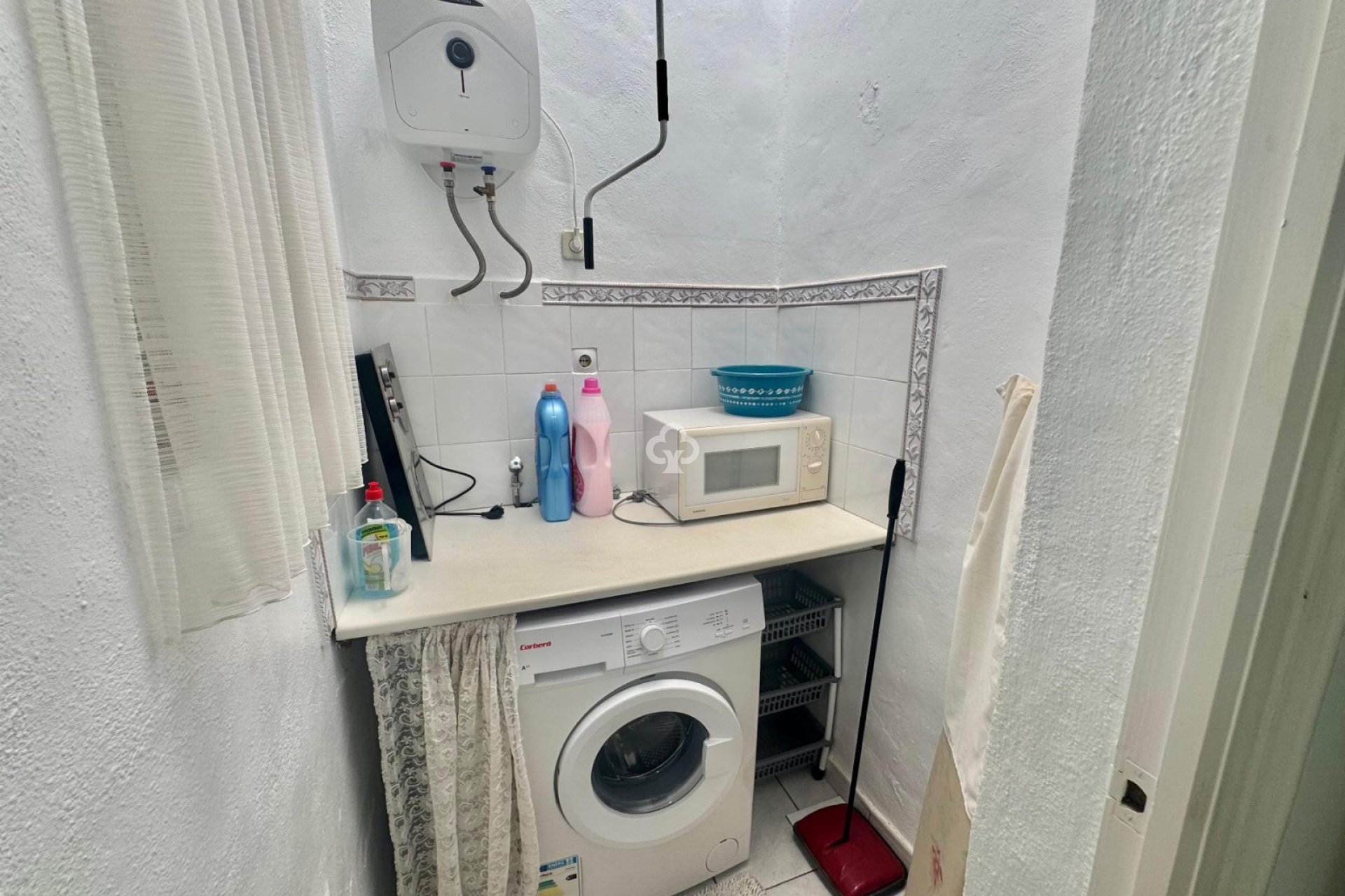 Jälleenmyynti - Bungalow -
Torrevieja - 03184