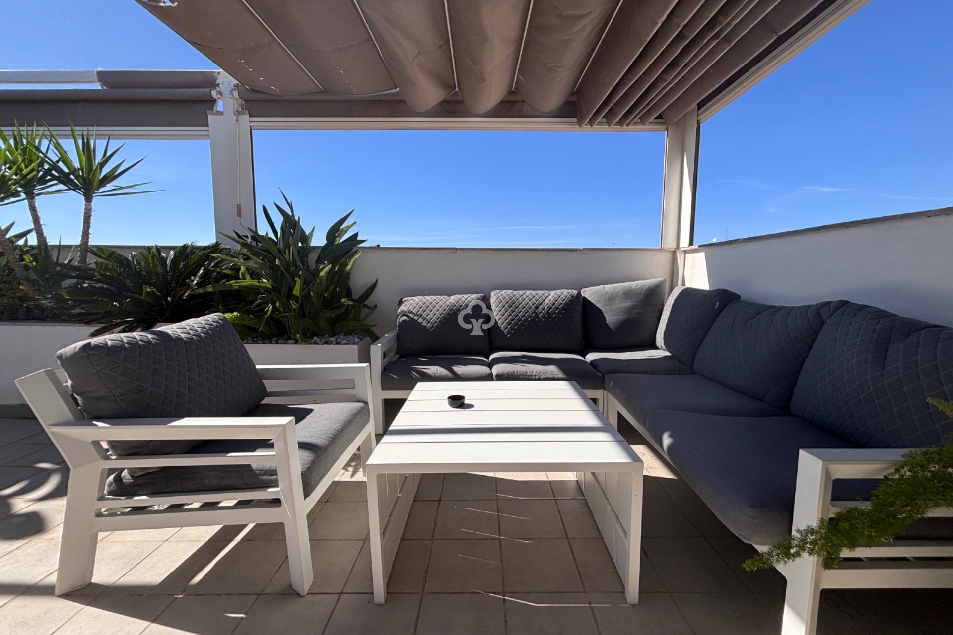 Jälleenmyynti - Bungalow -
Torrevieja - 03185