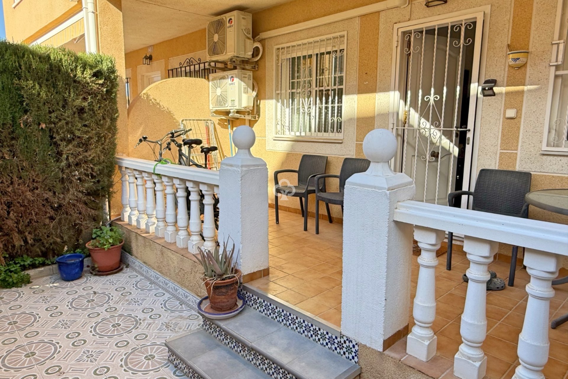 Jälleenmyynti - Bungalow -
Torrevieja - Nueva Torrevieja - Aguas Nuevas