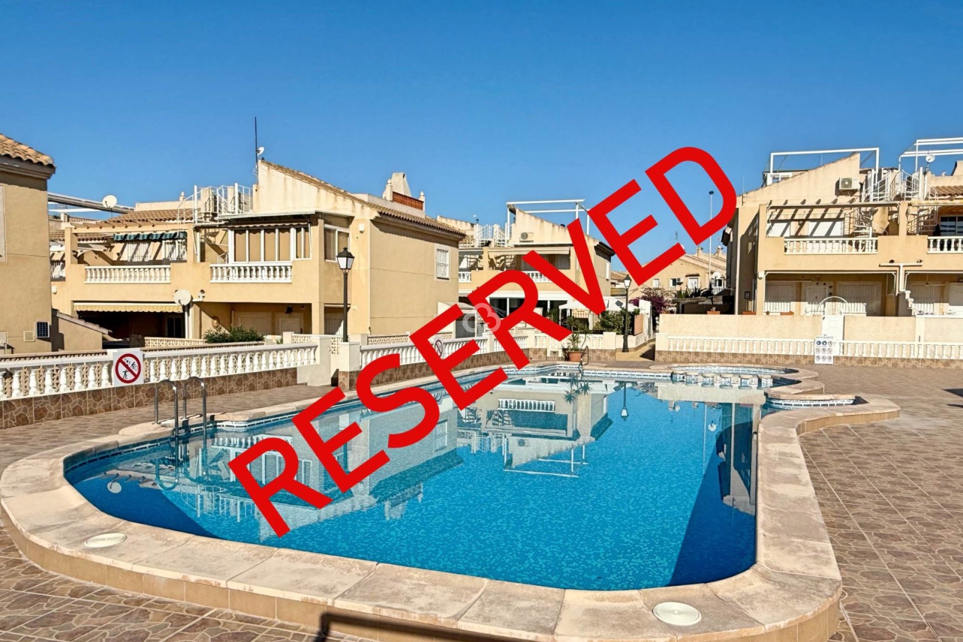 Jälleenmyynti - Bungalow -
Torrevieja - Nueva Torrevieja - Aguas Nuevas